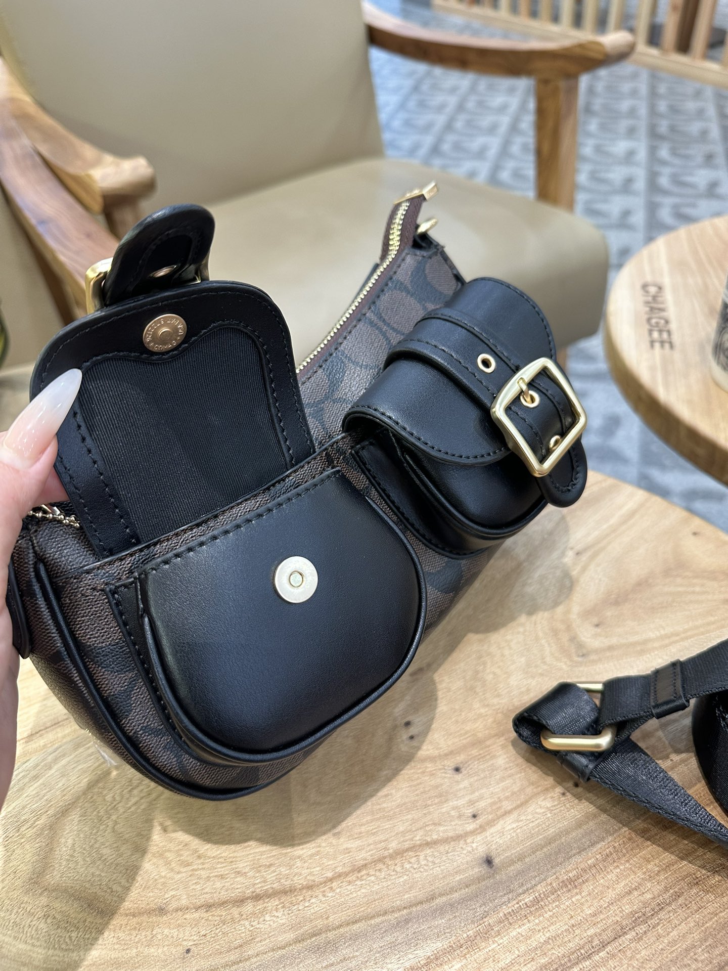 Coach 新款COACH/蔻驰中古腋下法棍包麻将包 老花CP124 纯黑CM079 拼的CM078 牛仔CQ184