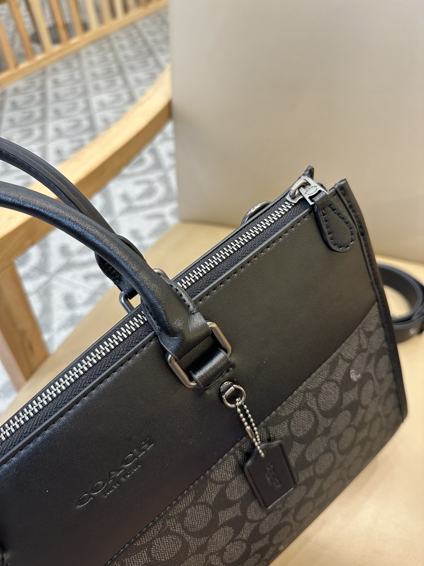 Coach coach蔻驰C0243 C2682男士公文包GOTHAM公事包商务文件包 标志涂层帆布和精制小牛皮