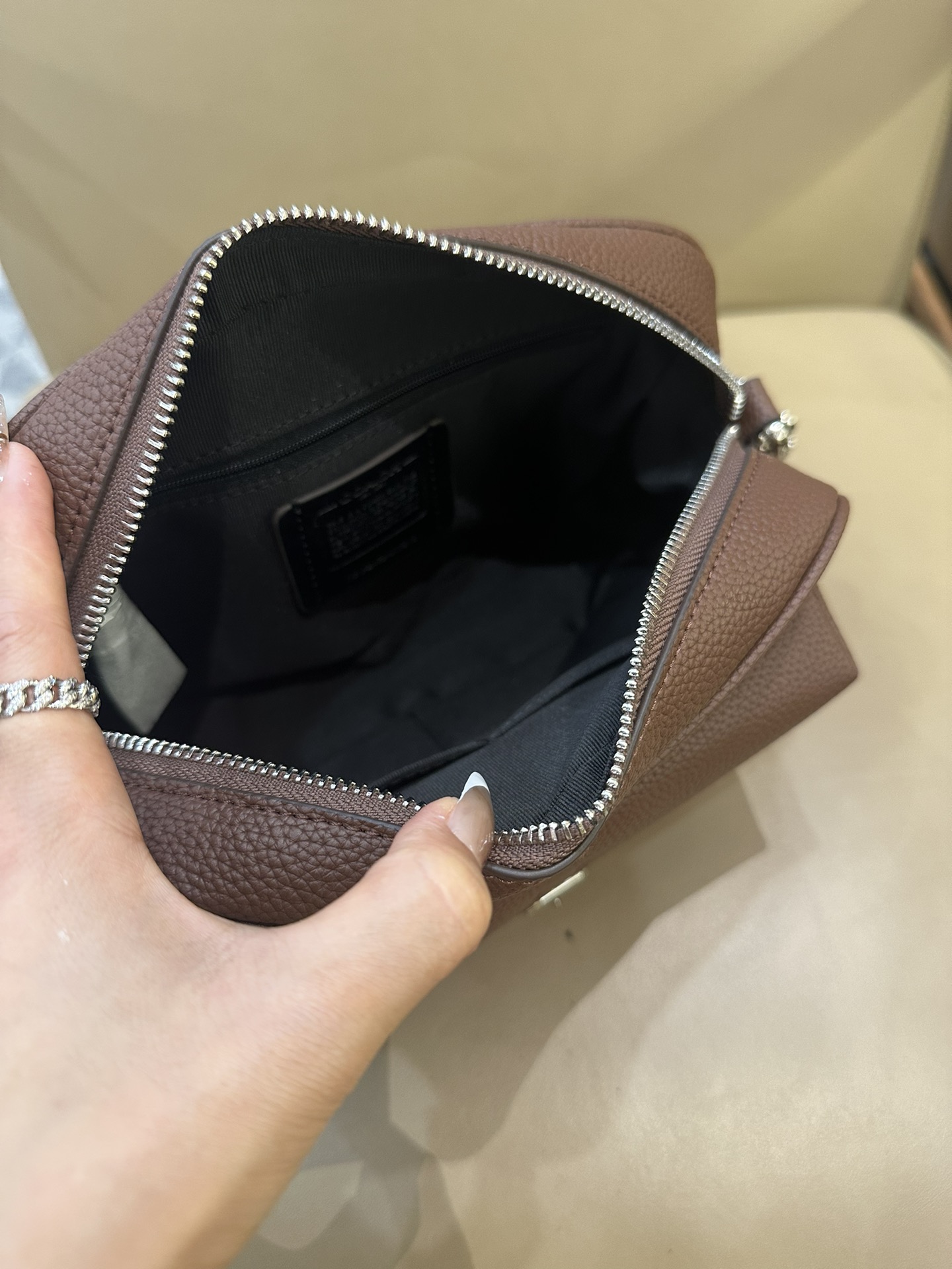 Coach 新款COACH/蔻驰CW217 CW218男士 标志老花WARNER 休闲斜挎包
