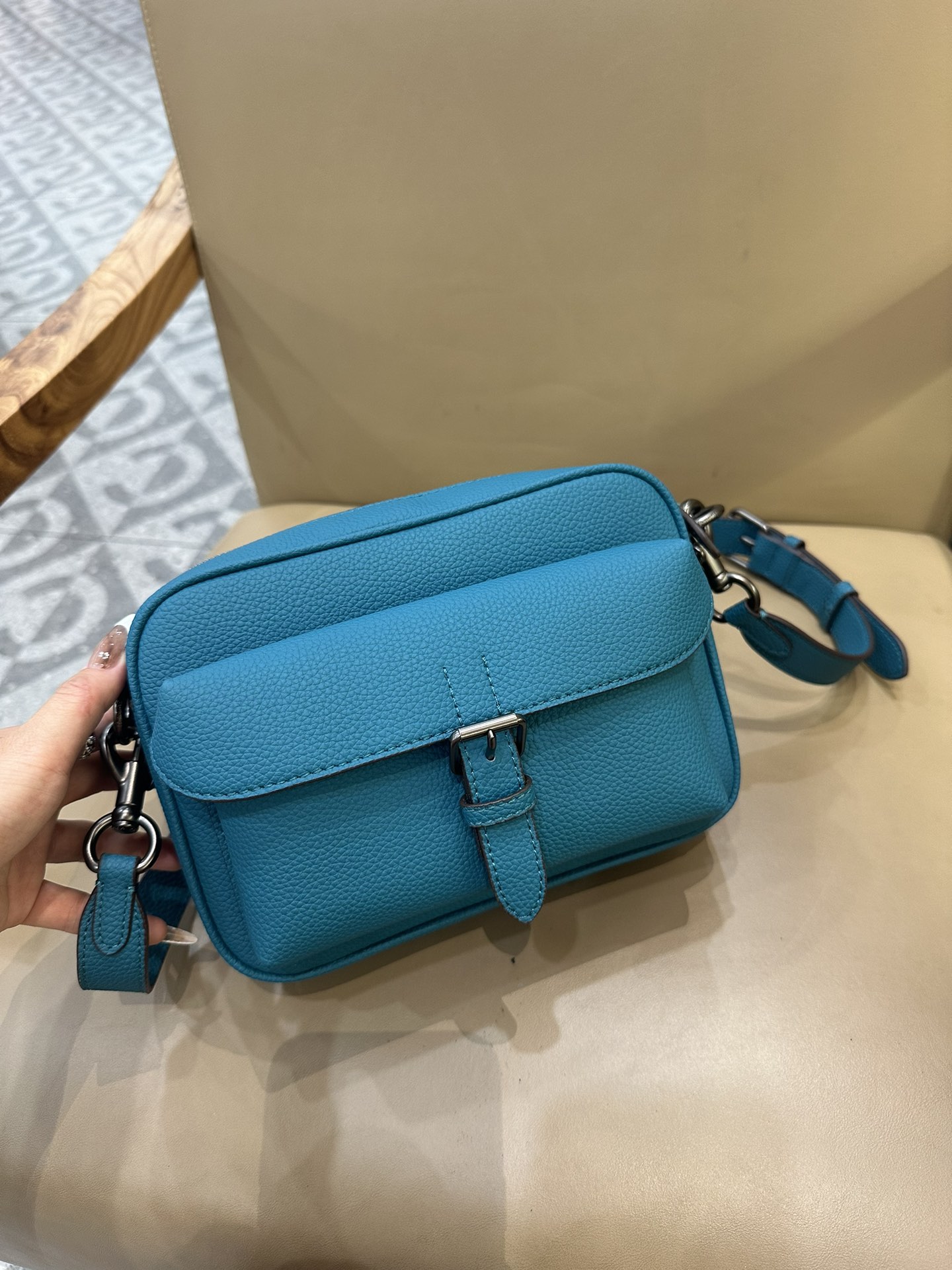 Coach 新款COACH/蔻驰CW217 CW218男士 标志老花WARNER 休闲斜挎包