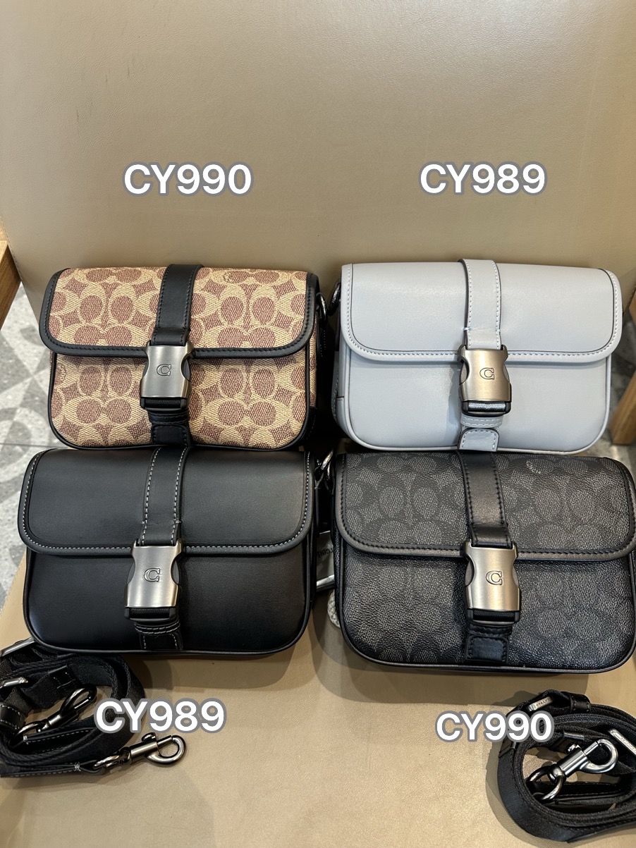 Coach 大号CU202 CU042 ，小号CY990 CY989