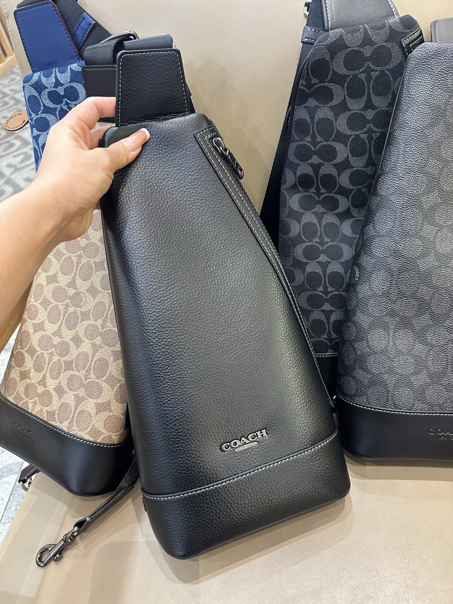 Coach COACH蔻驰 CY801 CY803 CY804 Dominic男士多米尼克腰包胸包单肩包
