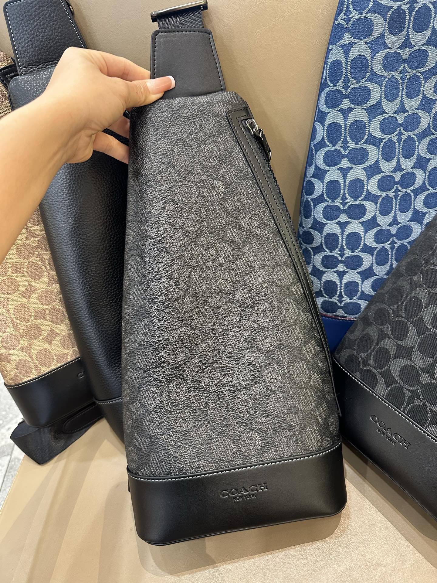 Coach COACH蔻驰 CY801 CY803 CY804 Dominic男士多米尼克腰包胸包单肩包