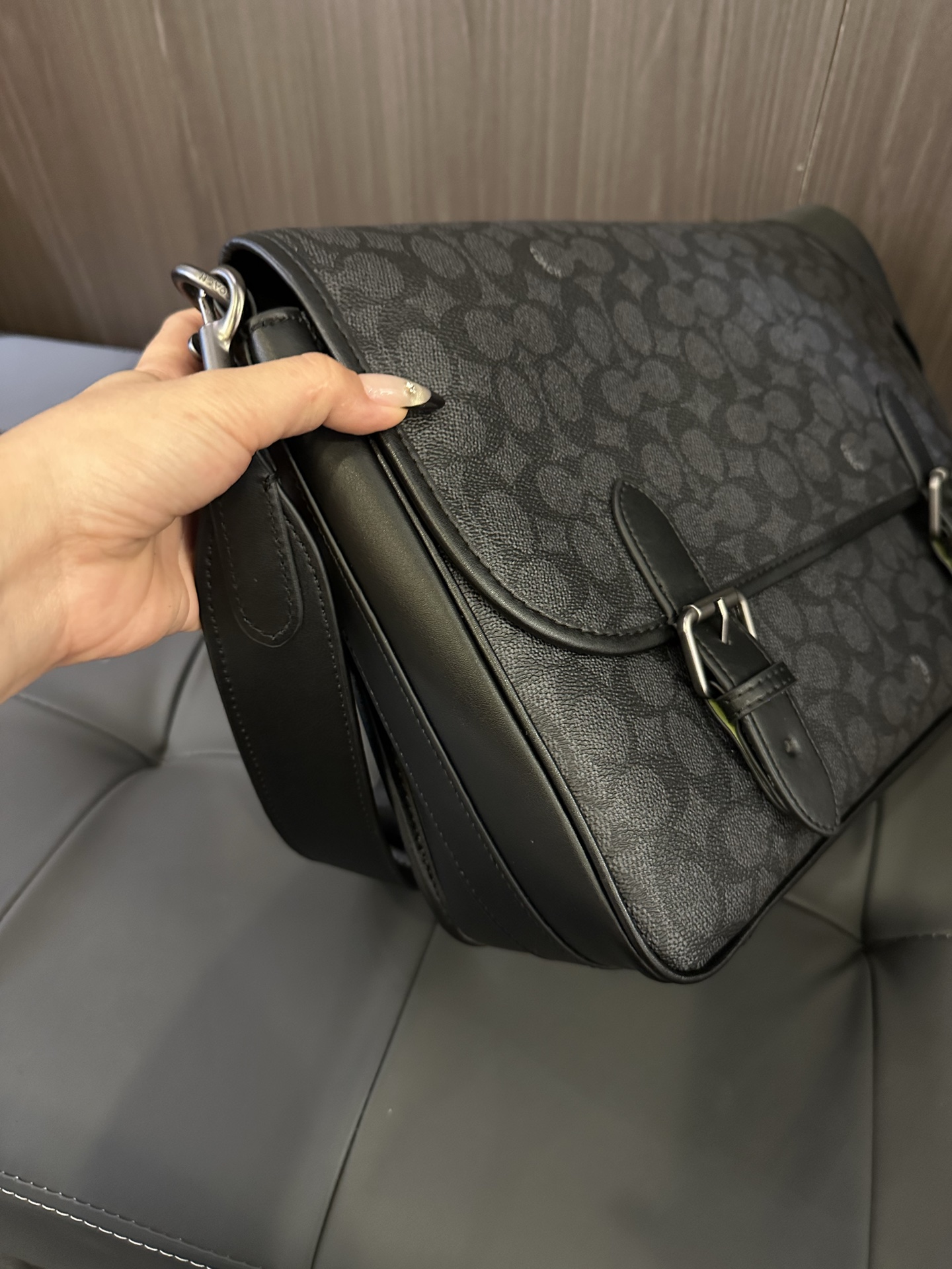 Coach 新款COACH/蔻驰新款CAH92 CAH91男士翻盖邮差包HITCH信使包斜挎包织物配牛皮革