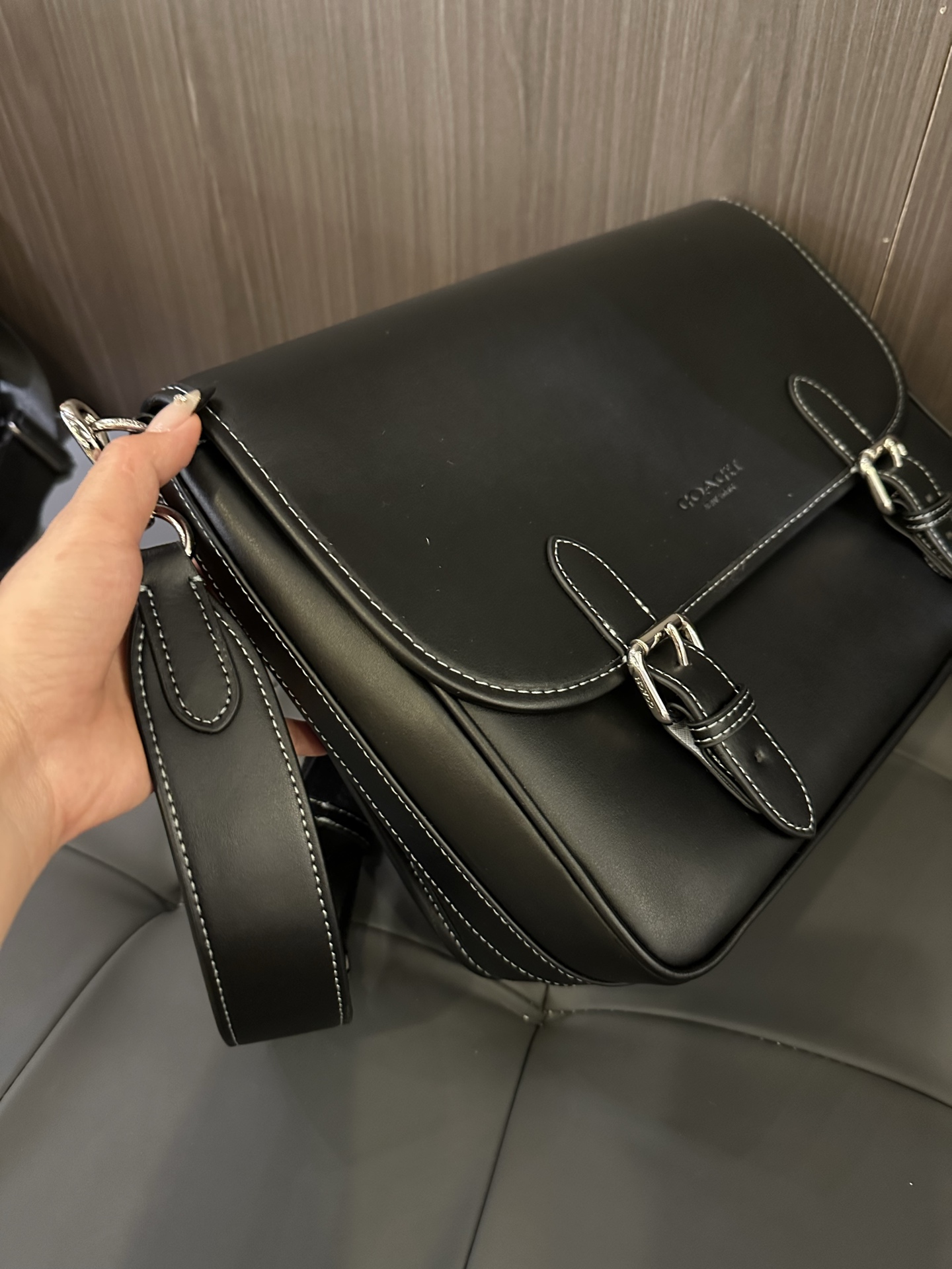 Coach 新款COACH/蔻驰新款CAH92 CAH91男士翻盖邮差包HITCH信使包斜挎包织物配牛皮革