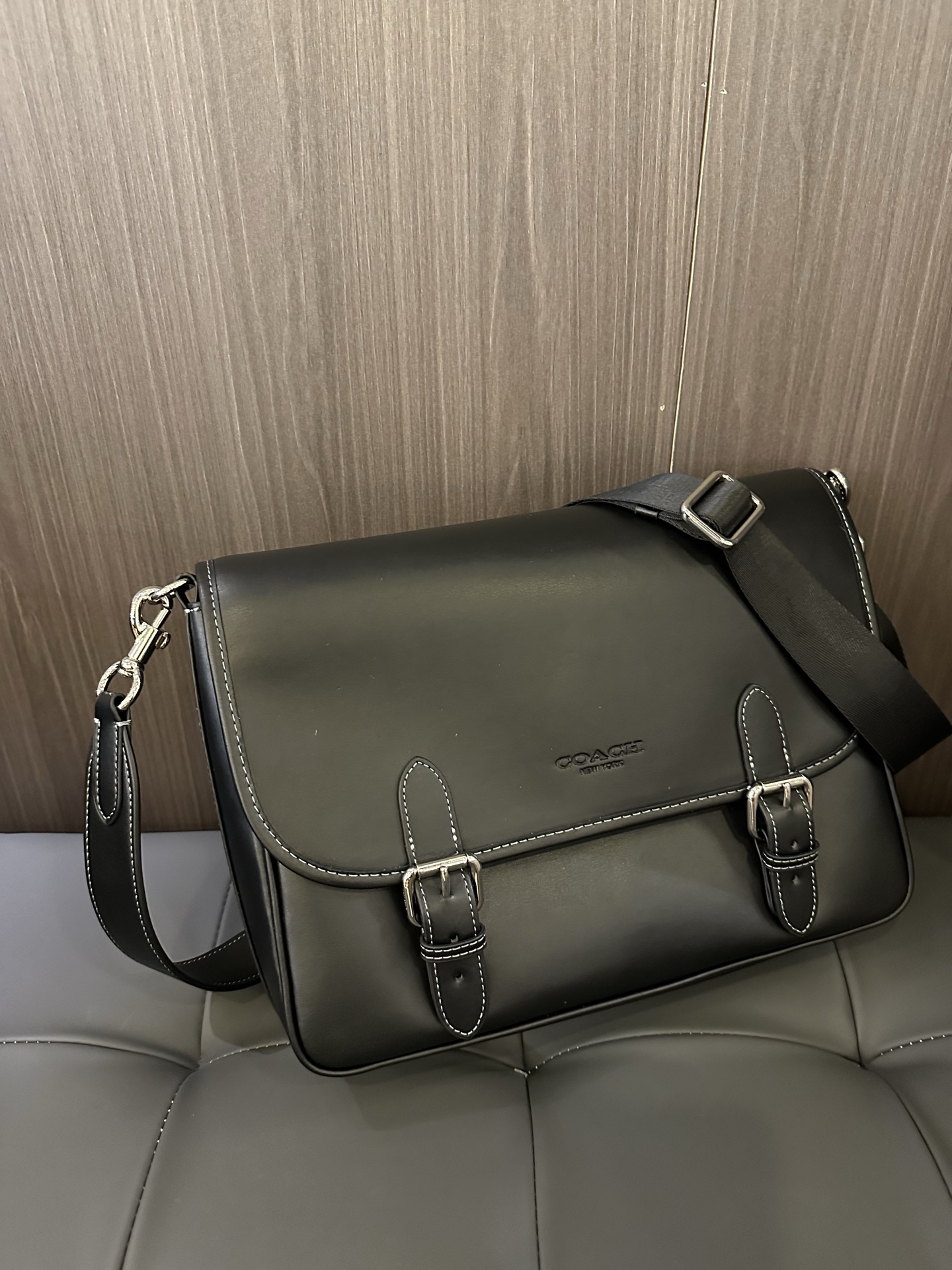 Coach 新款COACH/蔻驰新款CAH92 CAH91男士翻盖邮差包HITCH信使包斜挎包织物配牛皮革