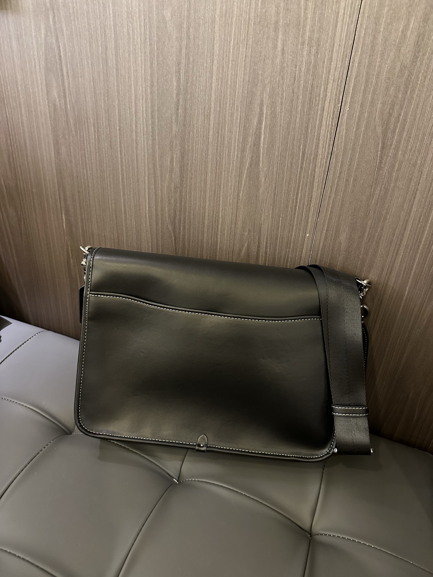 Coach 新款COACH/蔻驰新款CAH92 CAH91男士翻盖邮差包HITCH信使包斜挎包织物配牛皮革