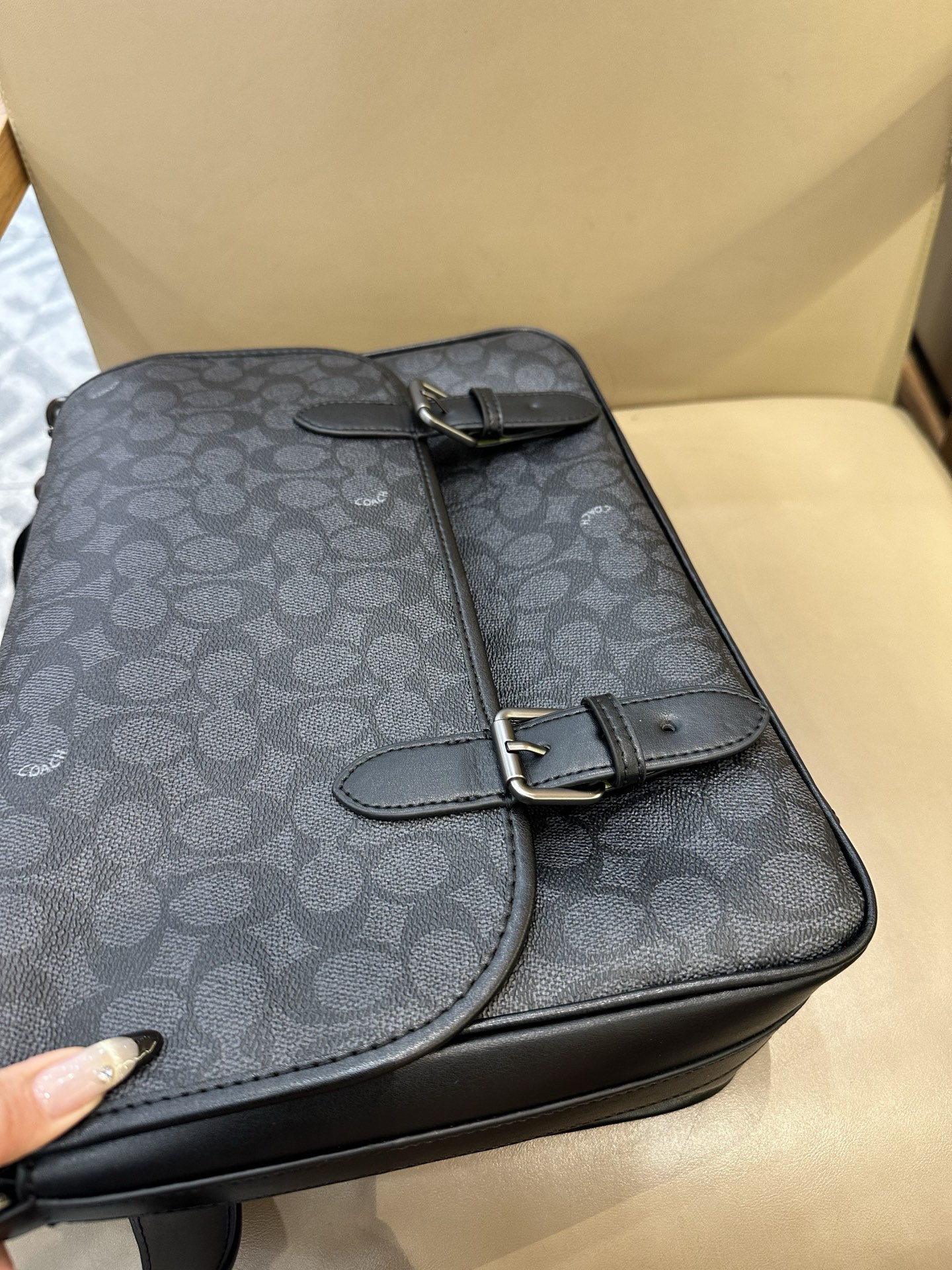 Coach 新款COA新款CAH92 CAH91男士翻盖邮差包HITCH信使包斜挎包织物配牛皮革