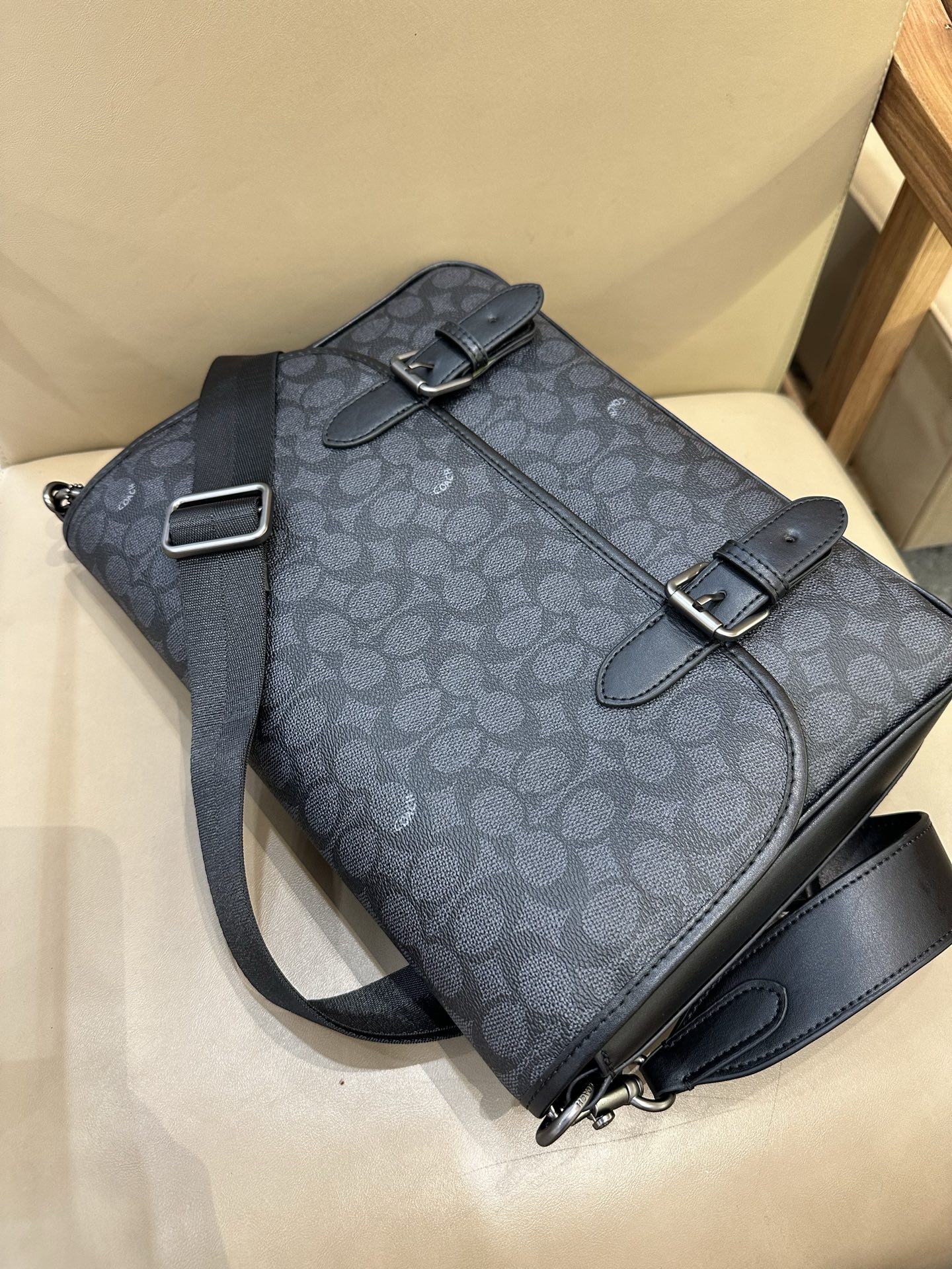 Coach 新款COACH/蔻驰新款CAH92 CAH91男士翻盖邮差包HITCH信使包斜挎包织物配牛皮革