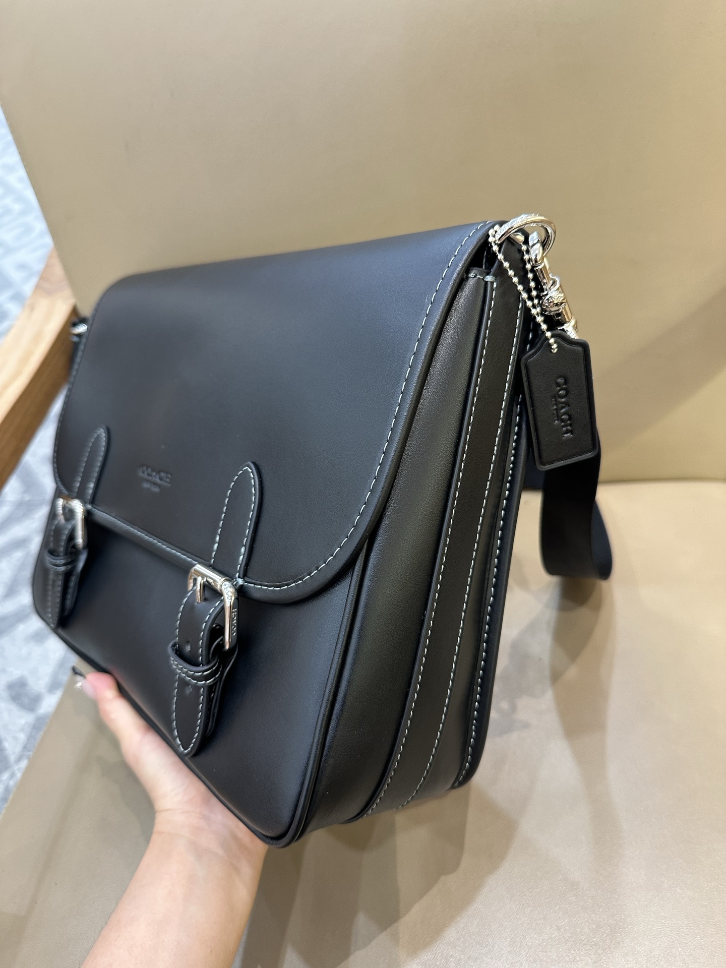 Coach 新款COACH/蔻驰新款CAH92 CAH91男士翻盖邮差包HITCH信使包斜挎包织物配牛皮革