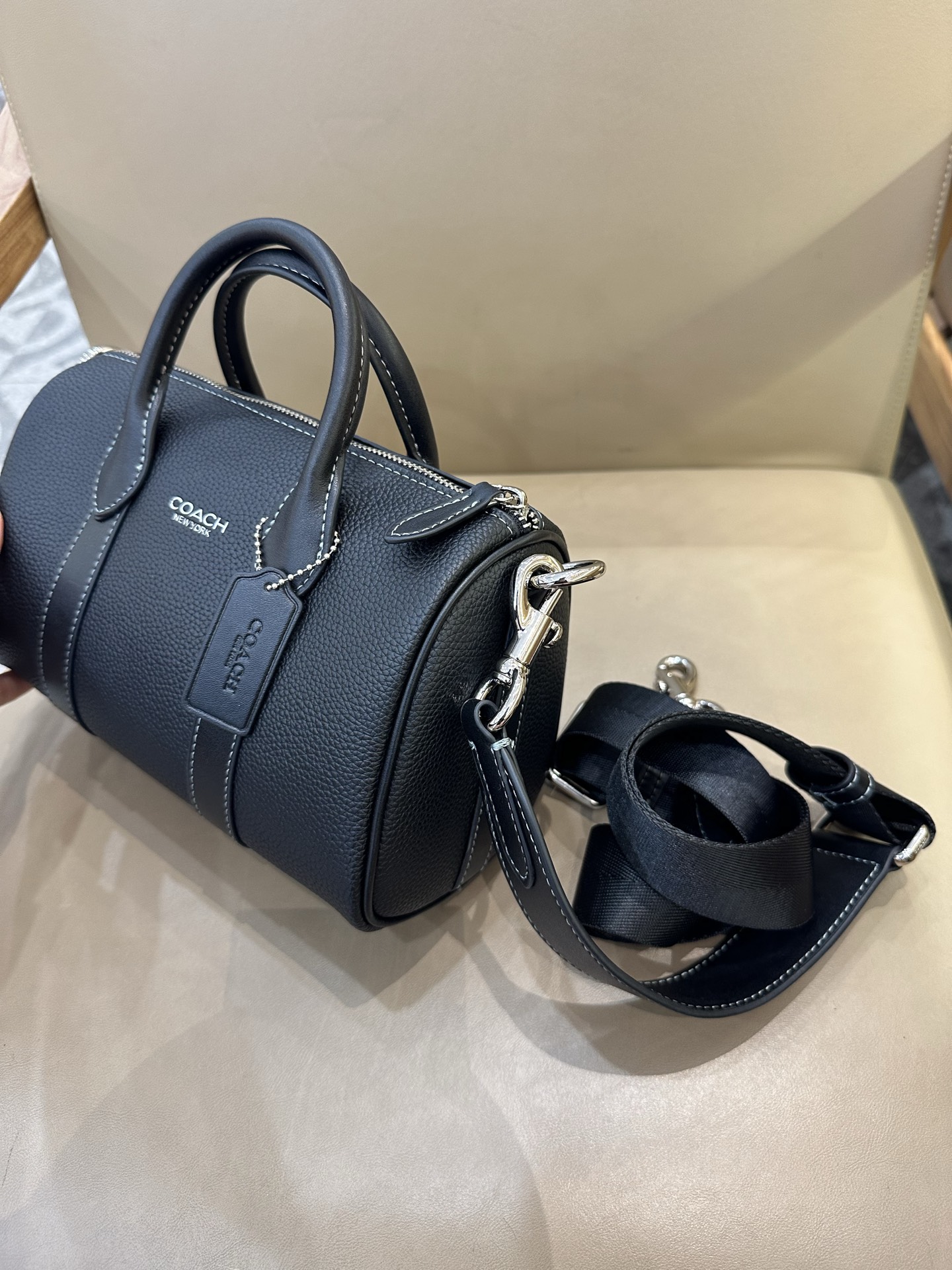 Coach 新款coach蔻驰Compass系列小号25号男士波士顿CCF49 CCB83 标志老花枕头包
