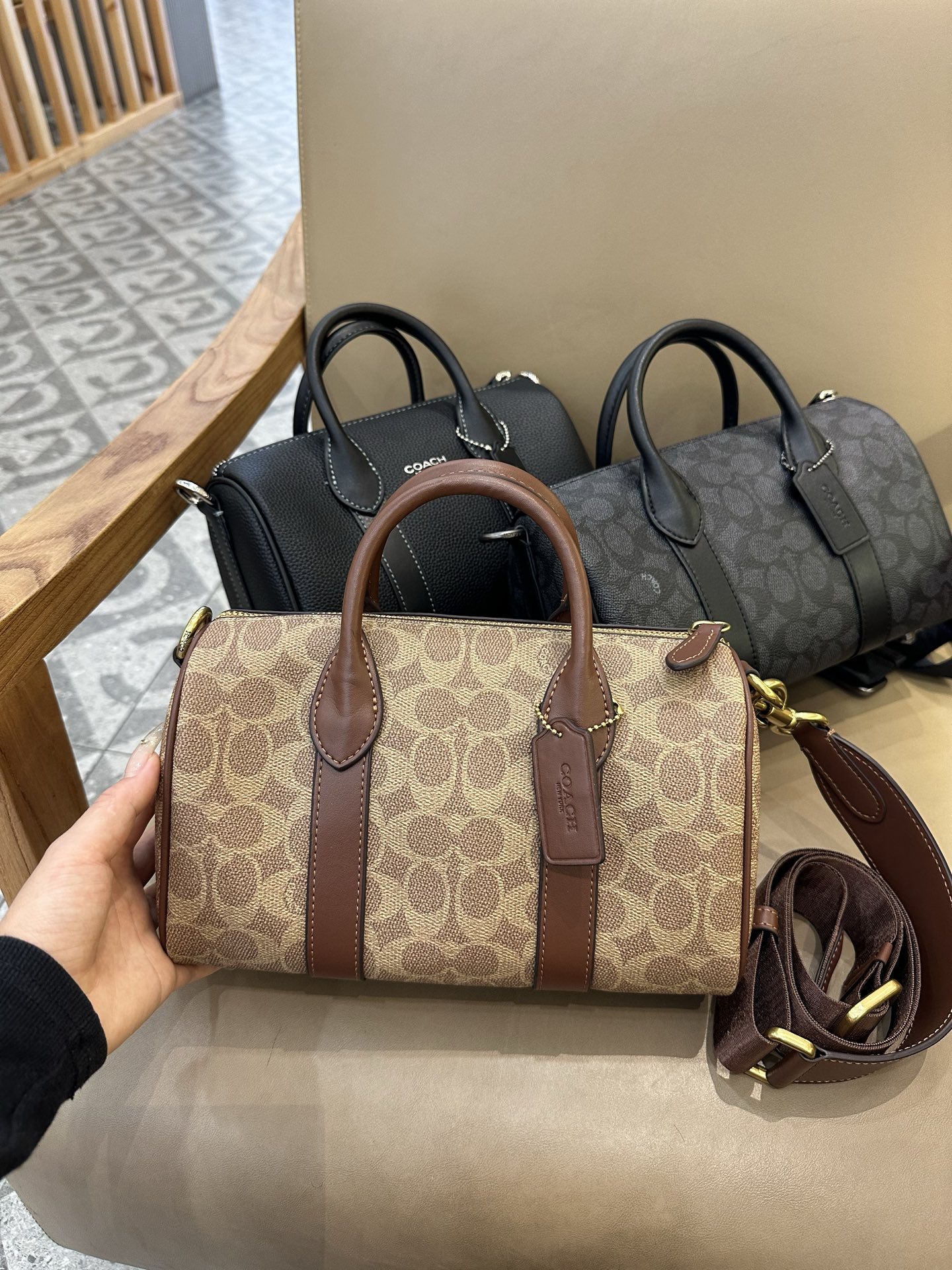 Coach CCF49 CCB83 三色