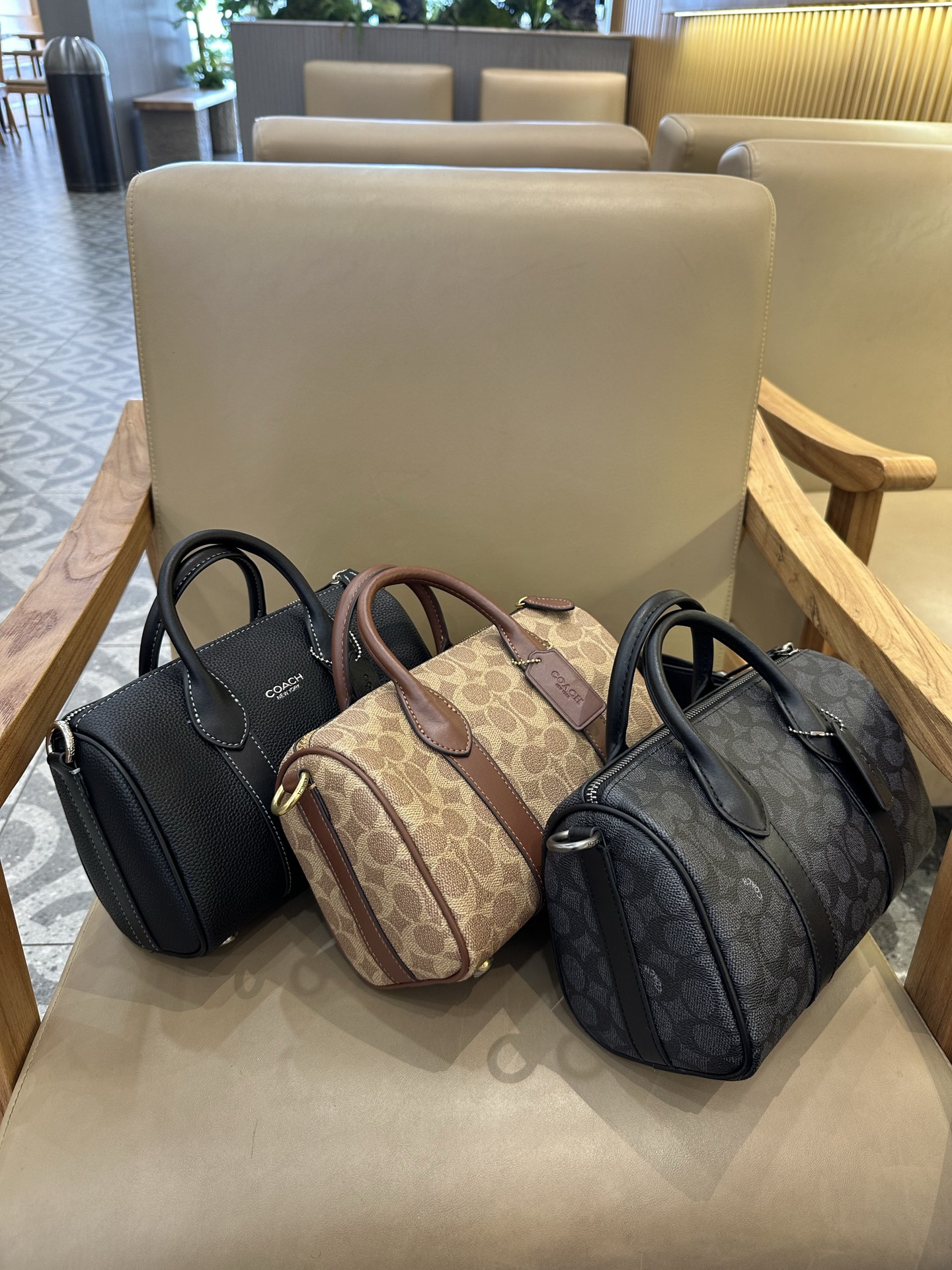 Coach CCF49 CCB83 三色