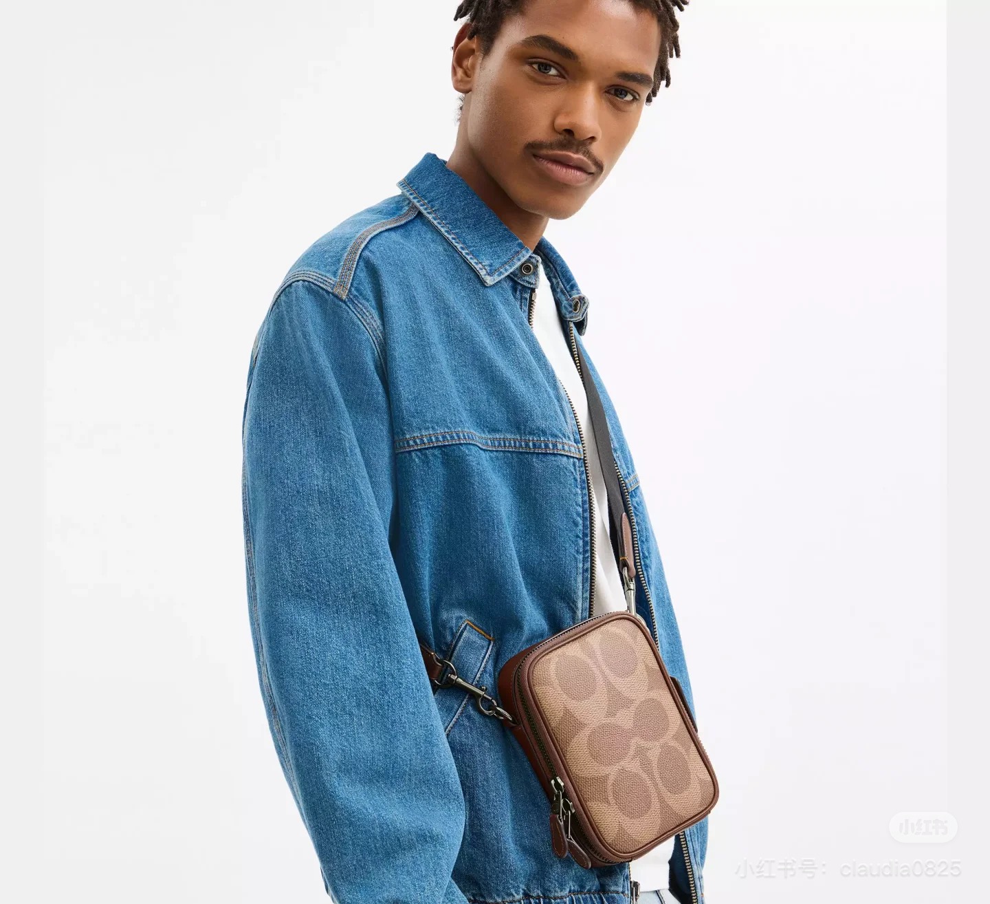 Coach 新款Coach蔻驰CBI33 Stanton Crossbody小方包手机包黑色 老花大logo设计 日常又不失