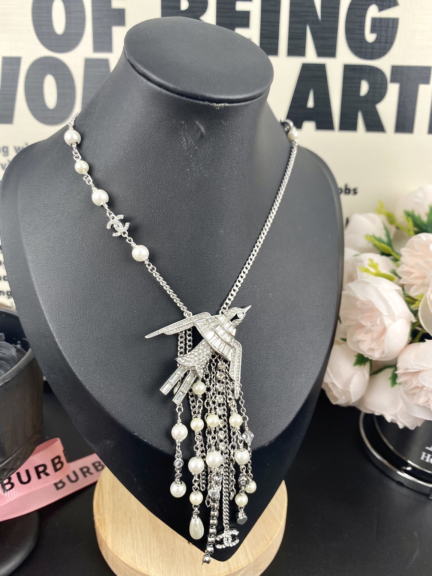 NO:359209,Xiaoxiang new style heavy industry pearl tassel chain full-diamond flying bird pearl necklace, Chanel necklace, chanel, necklace19860909小香新款 重工珍珠 流苏链条 满钻飞鸟珍珠项链,香奈儿项链,chanel,necklace,Jewelry