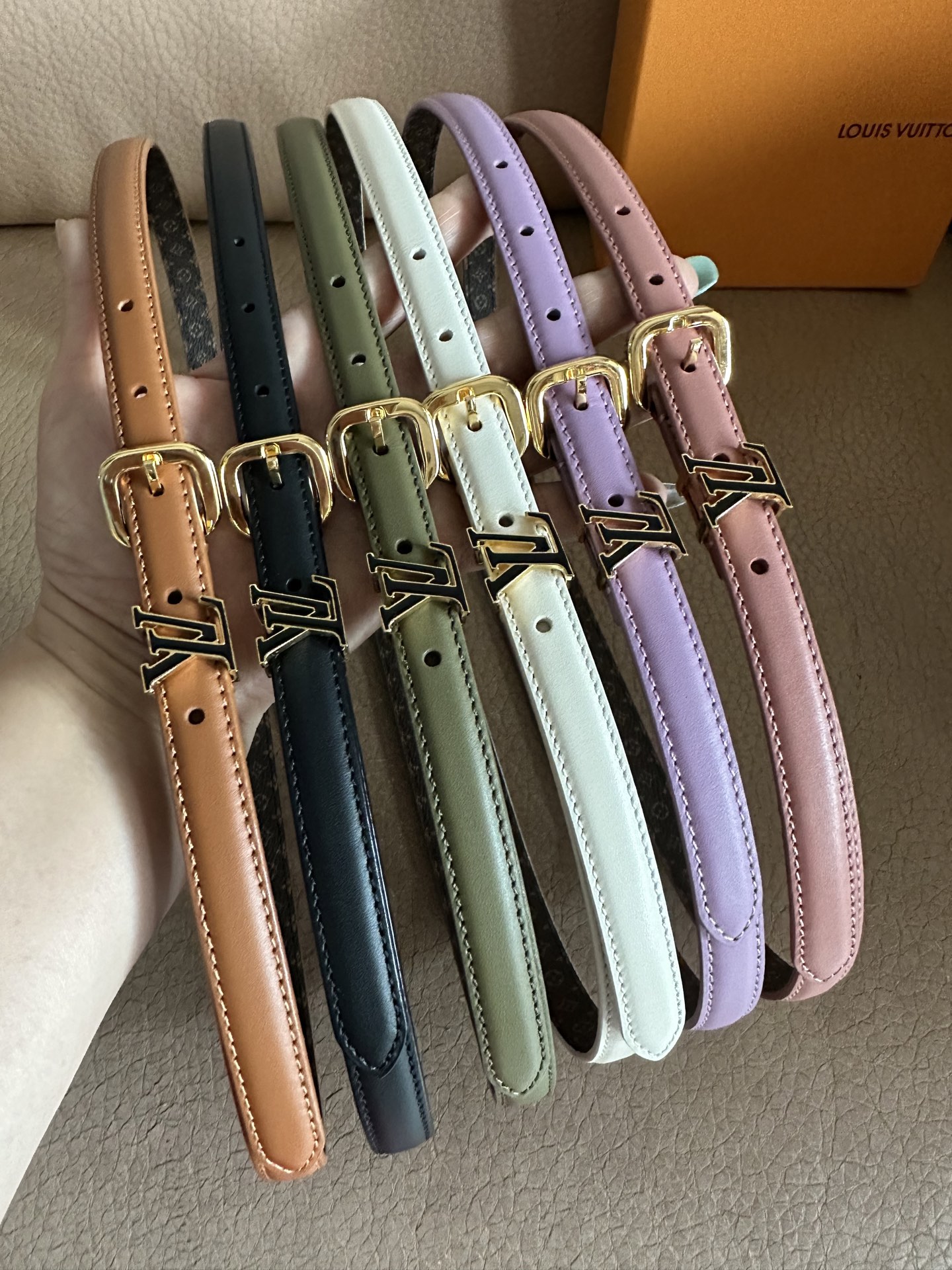 Louis Vuitton Darling Reversible Leather Belt, Iconic LV Buckle, Olive Green 9 i1756720045510 6653 0 7