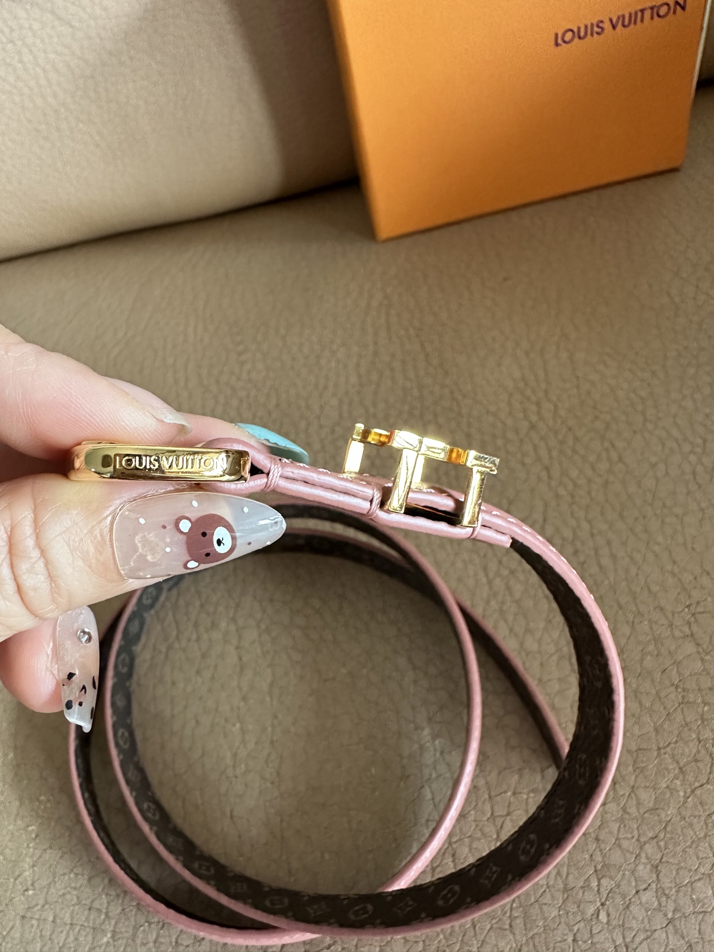 Louis Vuitton Darling Belt: Pink Leather with Iconic LV Buckle, Elegant Style 4 i1756771444539 4591 0 3