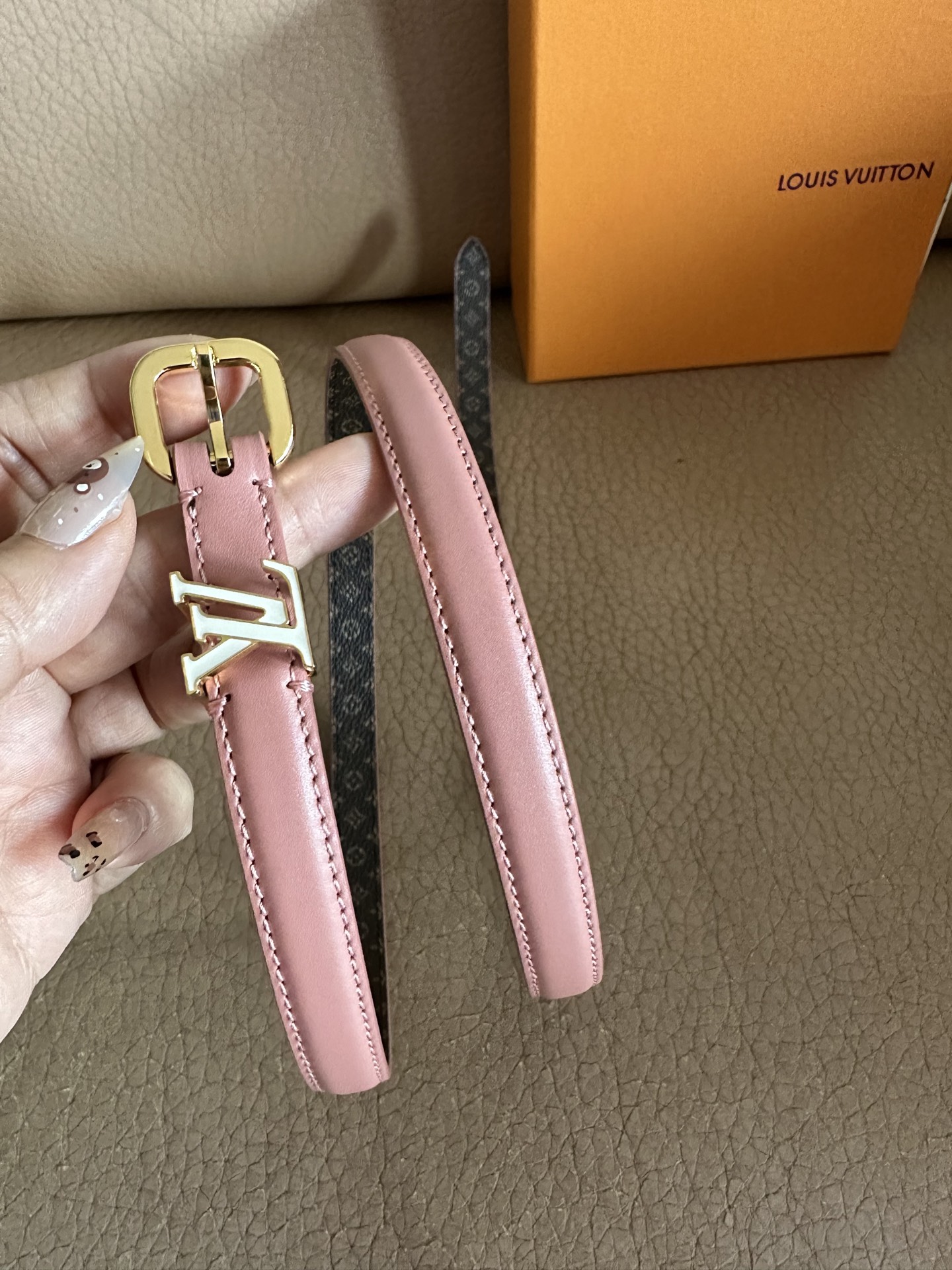 Louis Vuitton Darling Belt: Pink Leather with Iconic LV Buckle, Elegant Style 7 i1756771447149 5481 0 6