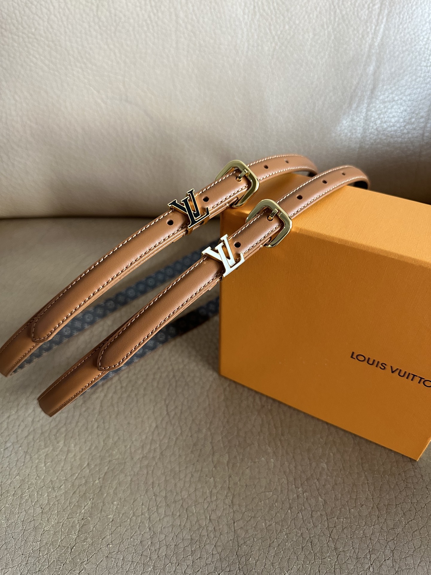 Louis Vuitton Darling Belt: Classic Style, Iconic Buckle, Multiple Colors 9 i1756771881349 2175 0 7
