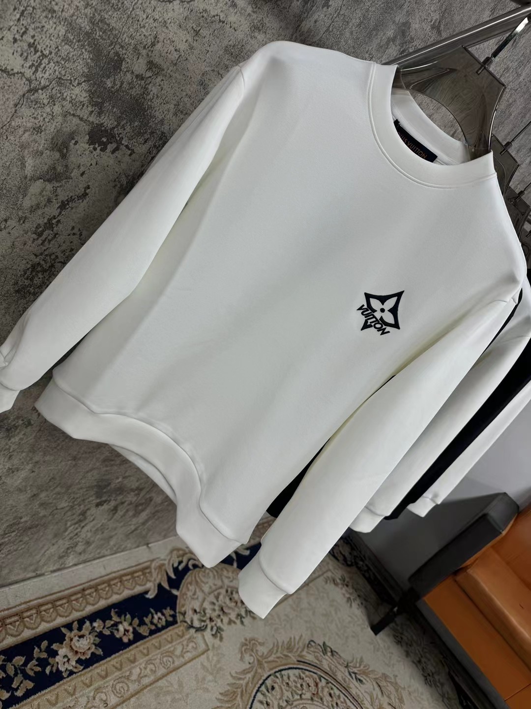 路易威登 Louis Vuitton 高定典藏名品高定成衣时装外套连衣裙衬衫T恤 #9A98236F 3