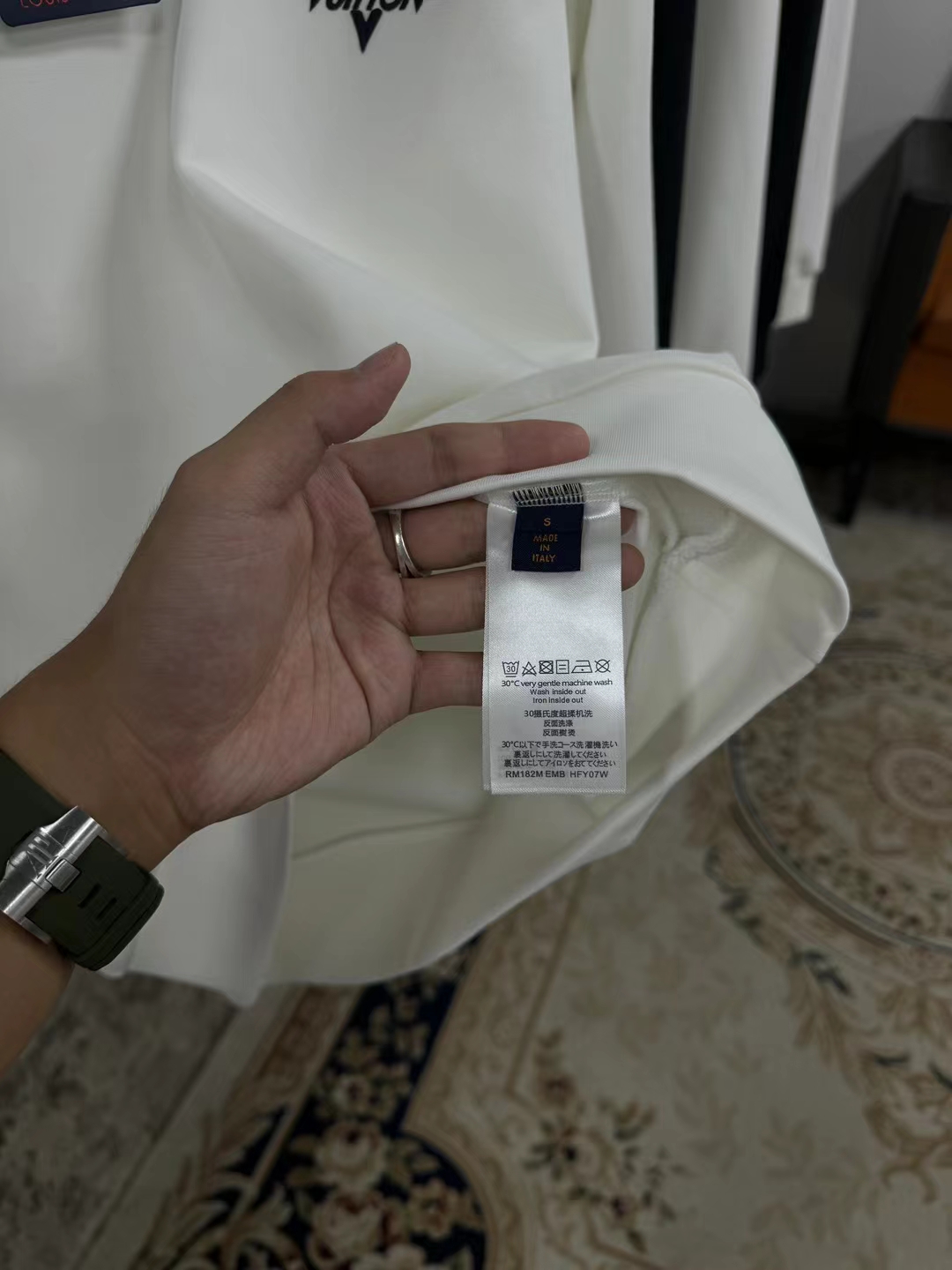路易威登 Louis Vuitton 高定典藏名品高定成衣时装外套连衣裙衬衫T恤 #9A98236F 7