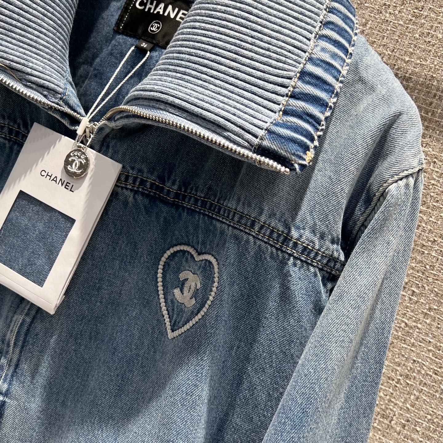 Chanel Coco Beach Denim Jacket with Heart Embroidery - Stylish & Versatile 6 i1750211043620 632 0 4