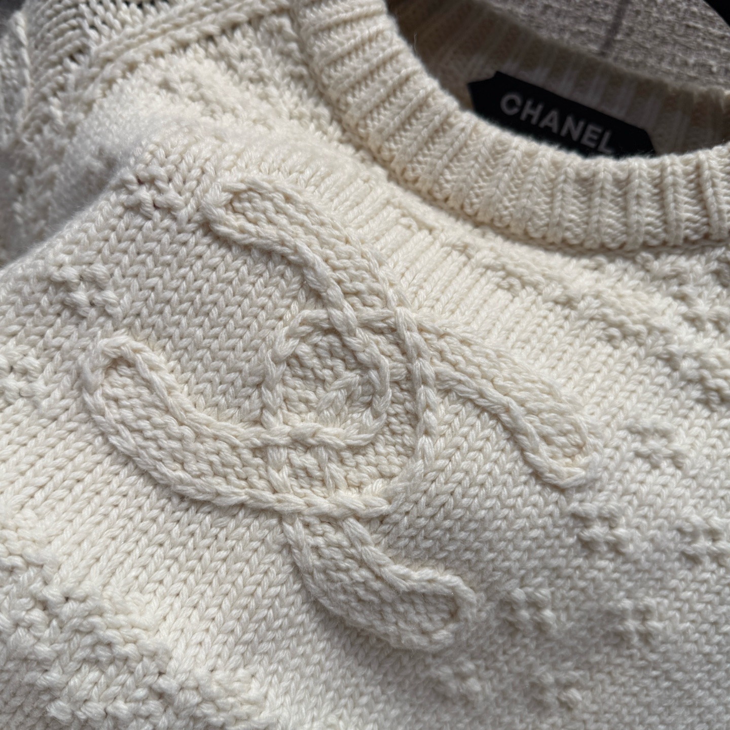 Chanel 25B Cashmere Knit Sweater with Hand-Crocheted Double C Logo 5 i1759022959305 8946 0 3
