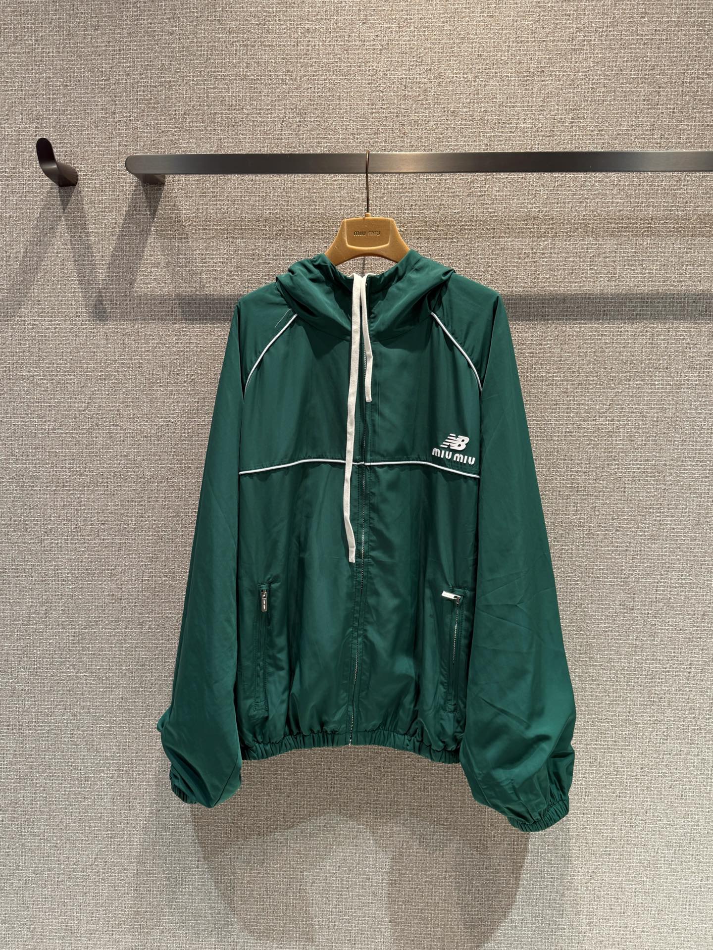 Miu Miu x New Balance Tennis-Themed Hoodie: Sporty Chic & Fashion-Forward 2 i1759027967563 785 0 0