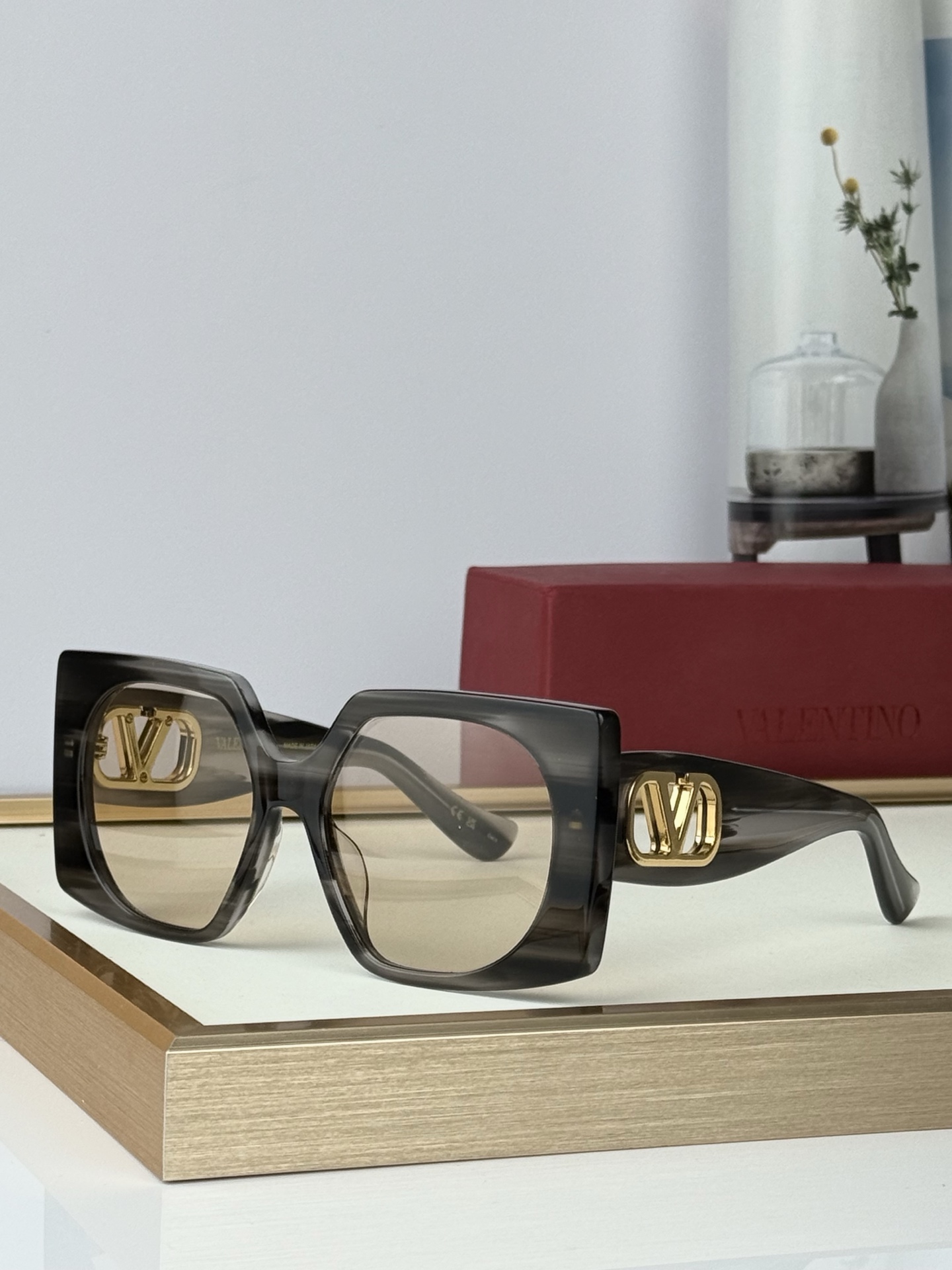 Valentin*Oversized MODEL：VG0002SSIZE：55口19-145