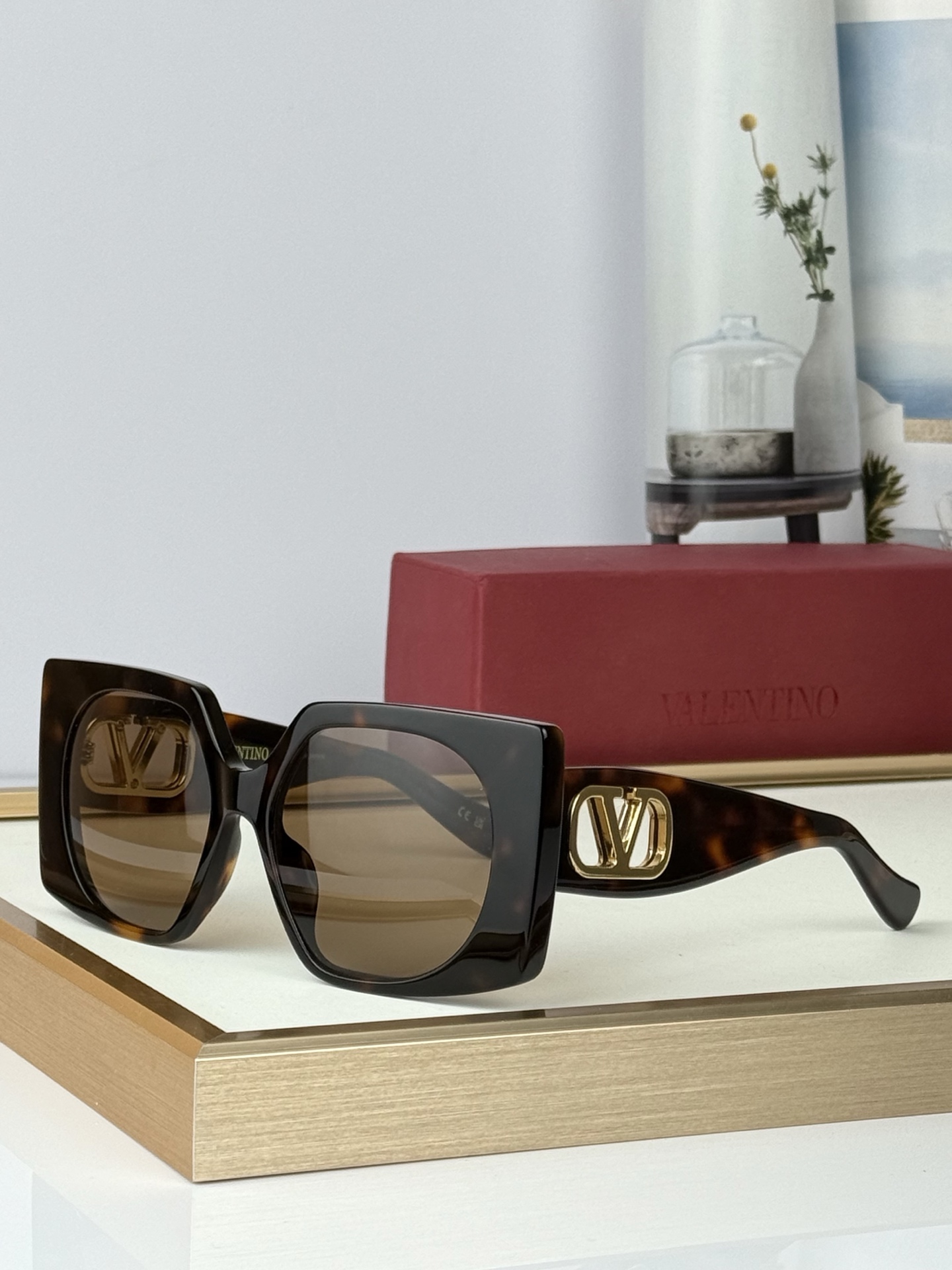 Valentin*Oversized MODEL：VG0002SSIZE：55口19-145