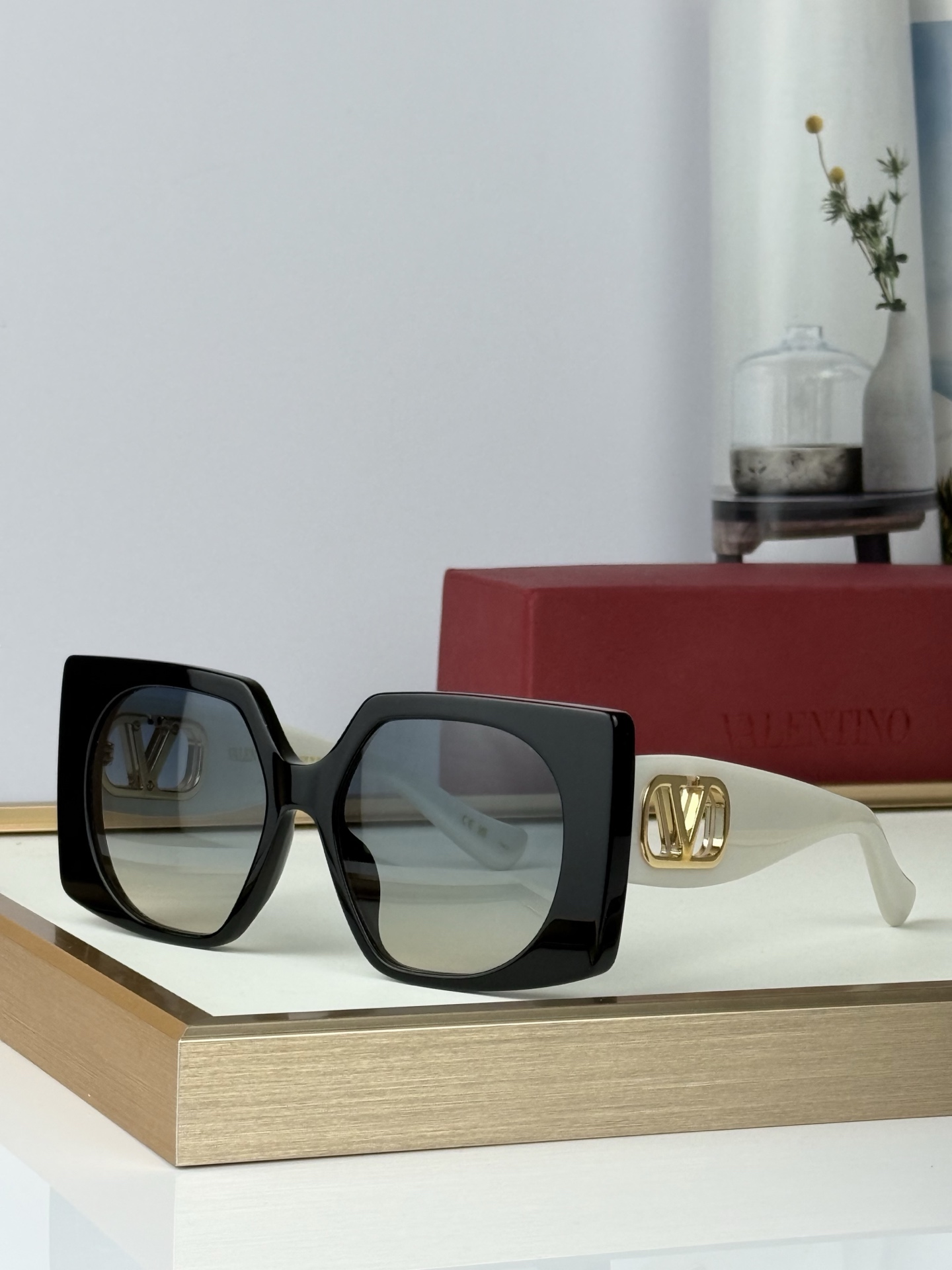 Valentin*Oversized MODEL：VG0002SSIZE：55口19-145