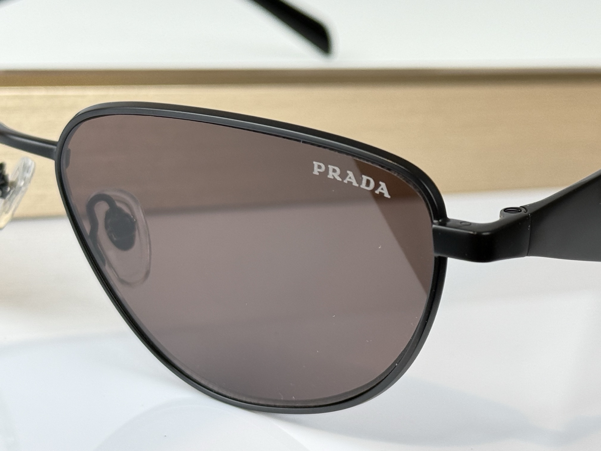 PRADAMOD：PR D51SSize：58口15-147