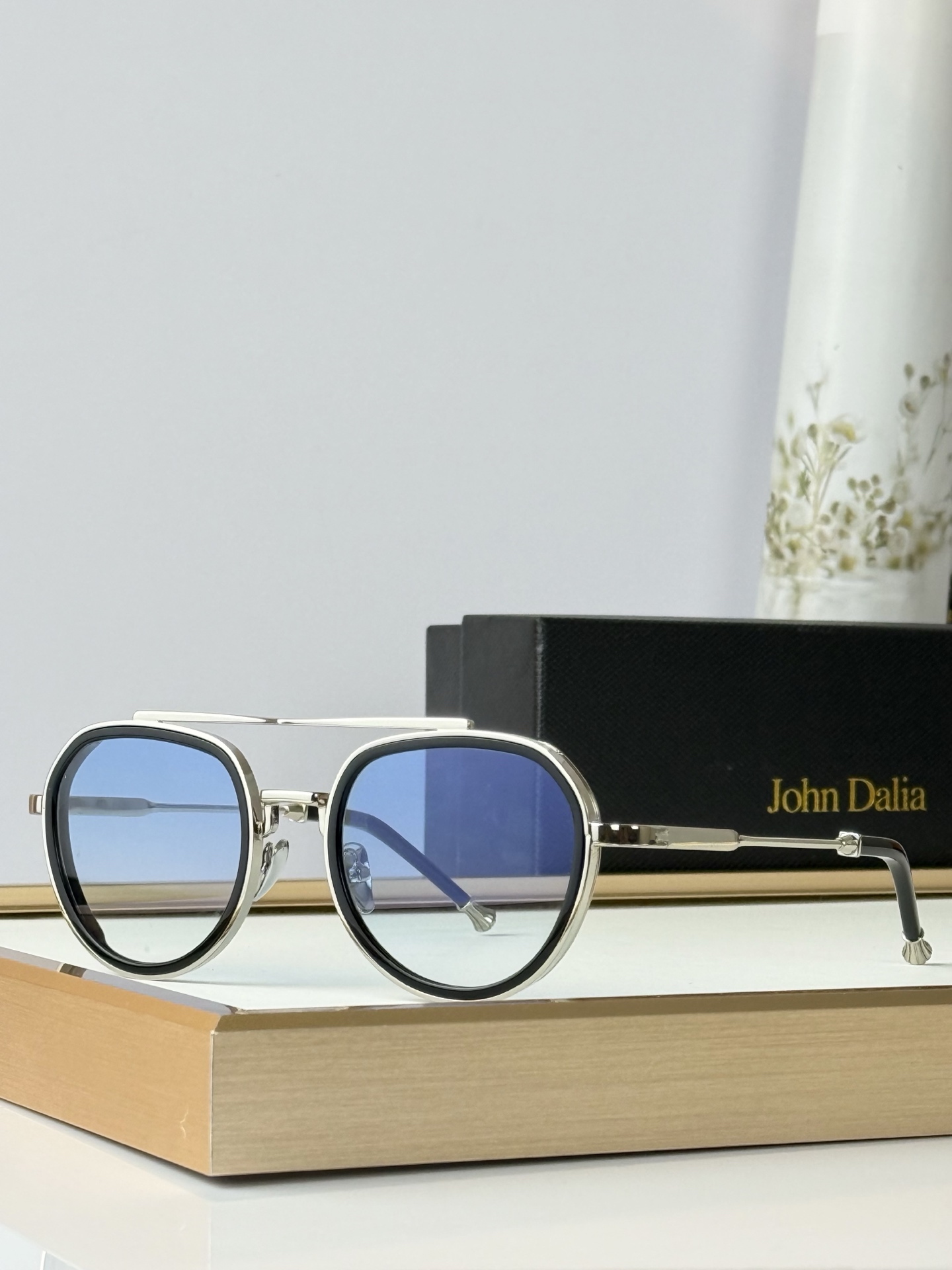 John DailaMODEL:  JOHNDALIASIZE: 52口22-145