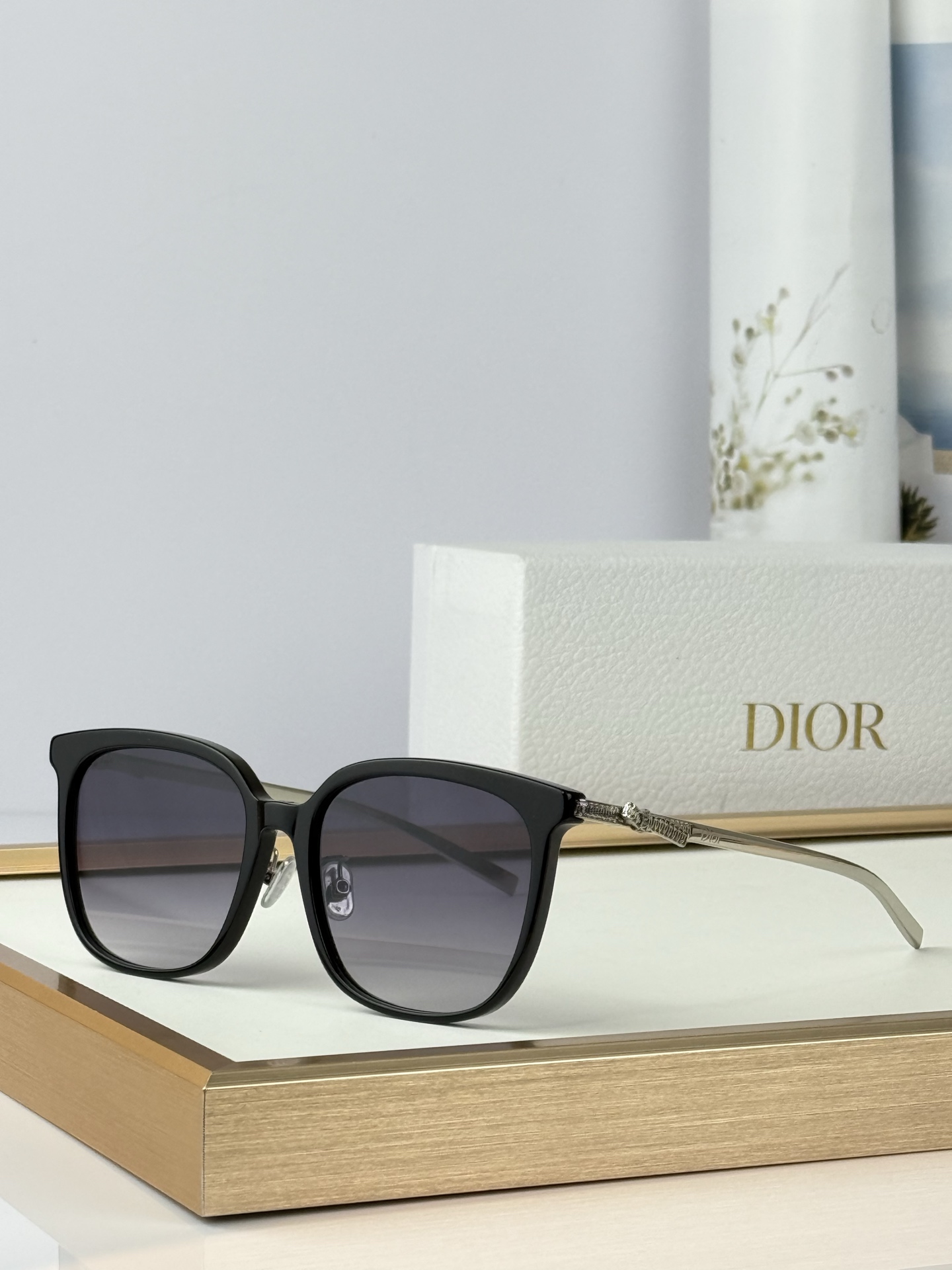 DIO*MOD：DIOR Bow S1FSIZE：57口17-145