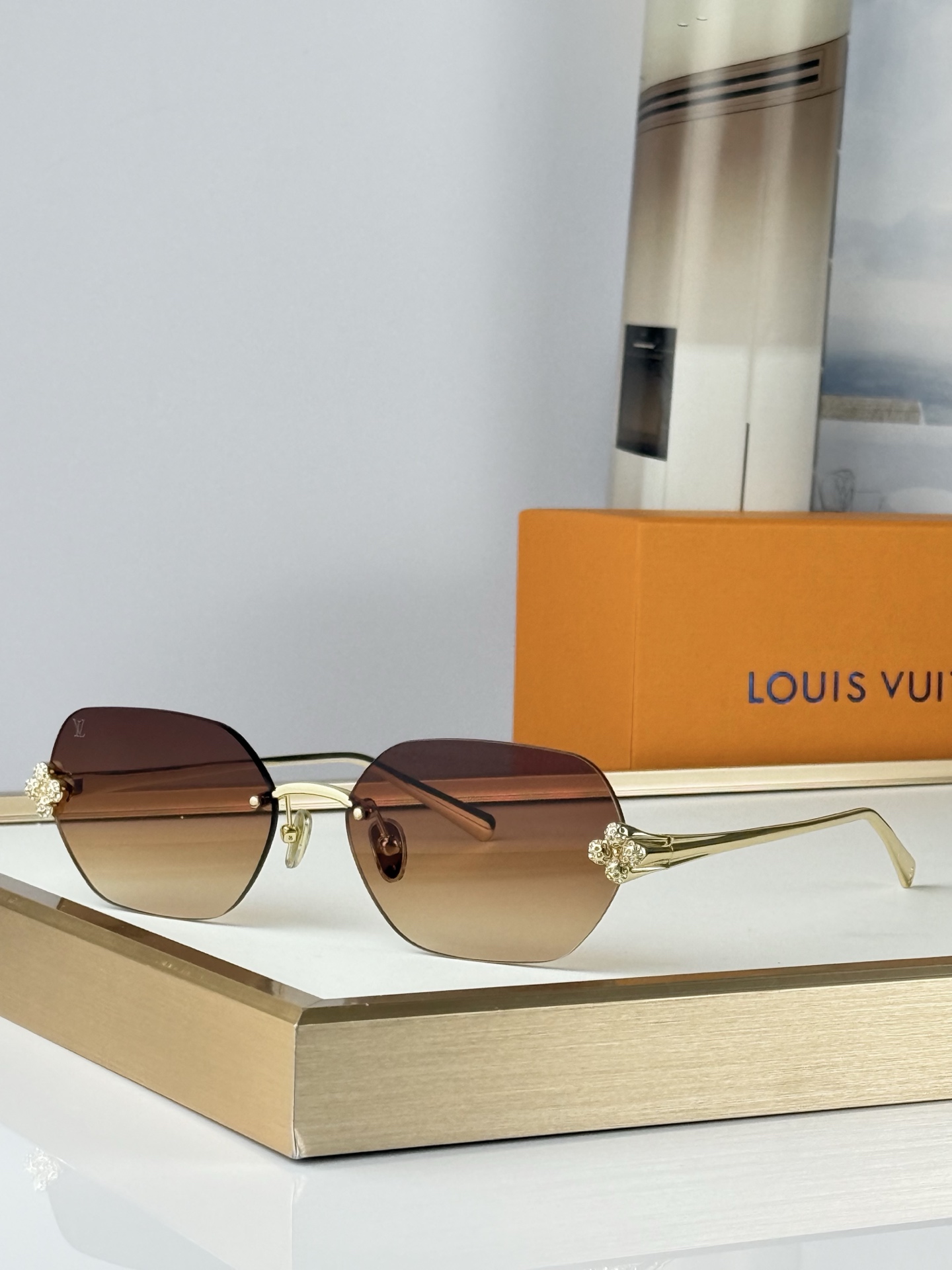 Louis Vuitton Model ：Z3324Usize ：62口17-140