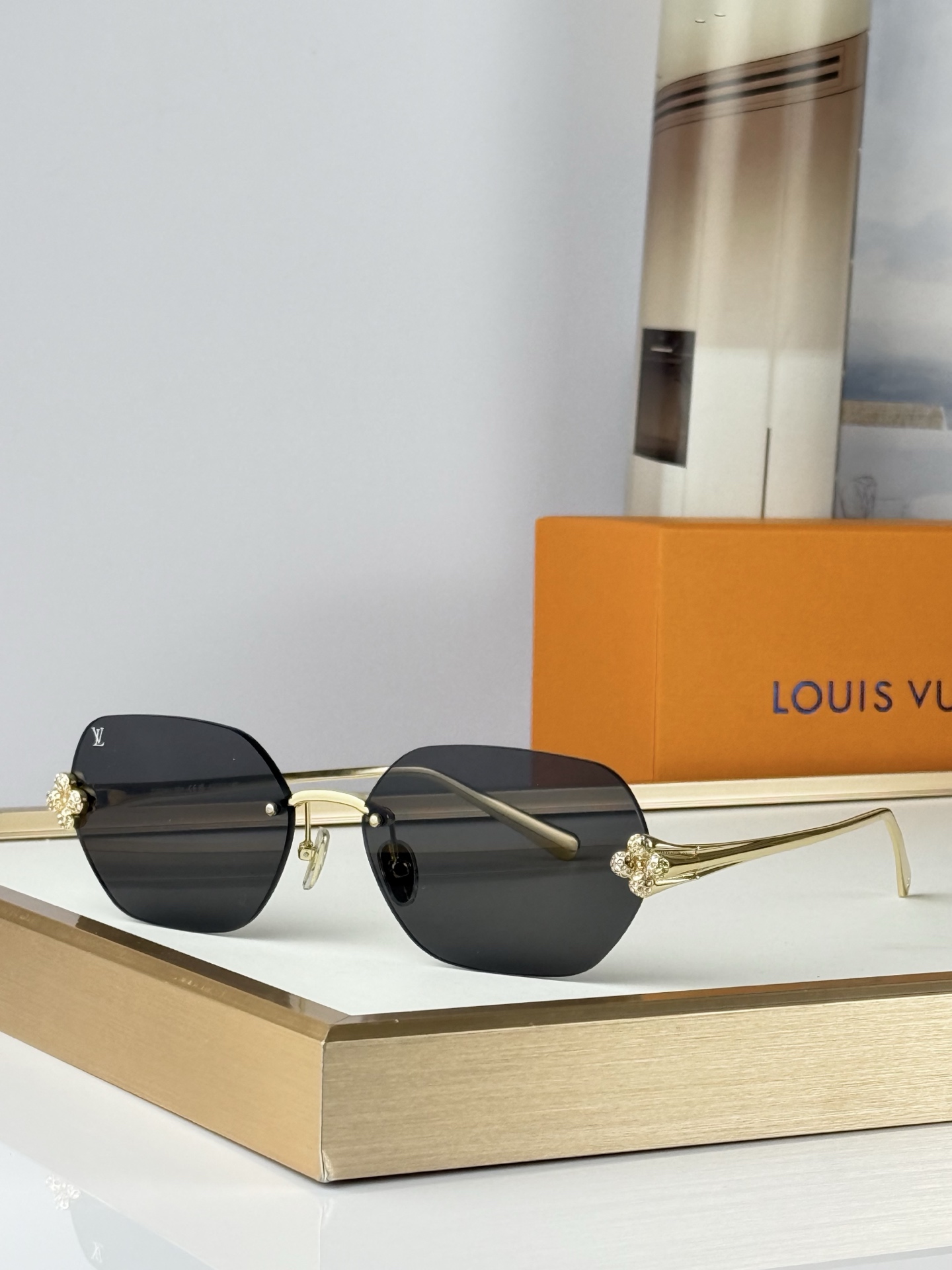 Louis Vuitton Model ：Z3324Usize ：62口17-140