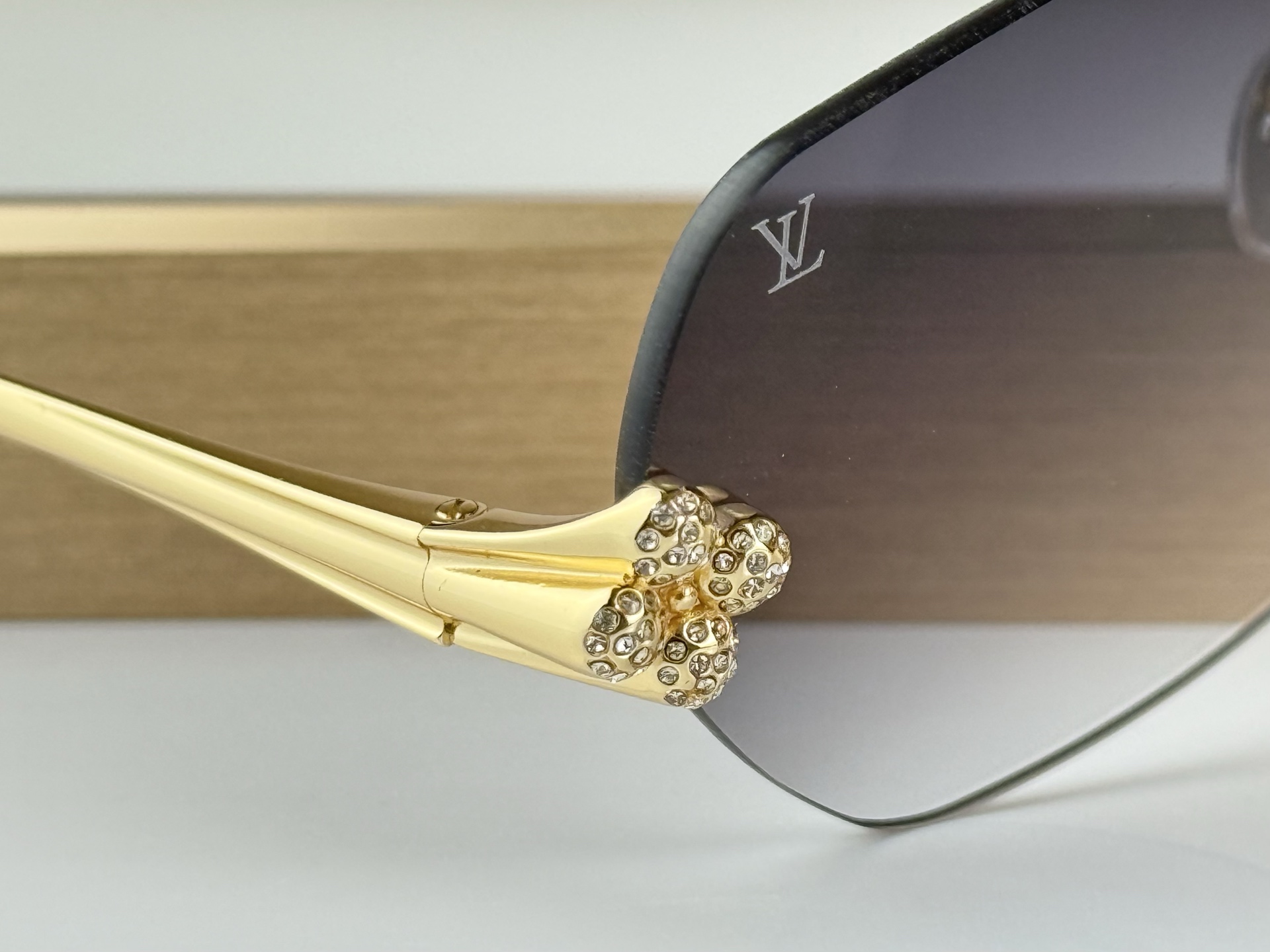 Louis Vuitton Model ：Z3324Usize ：62口17-140