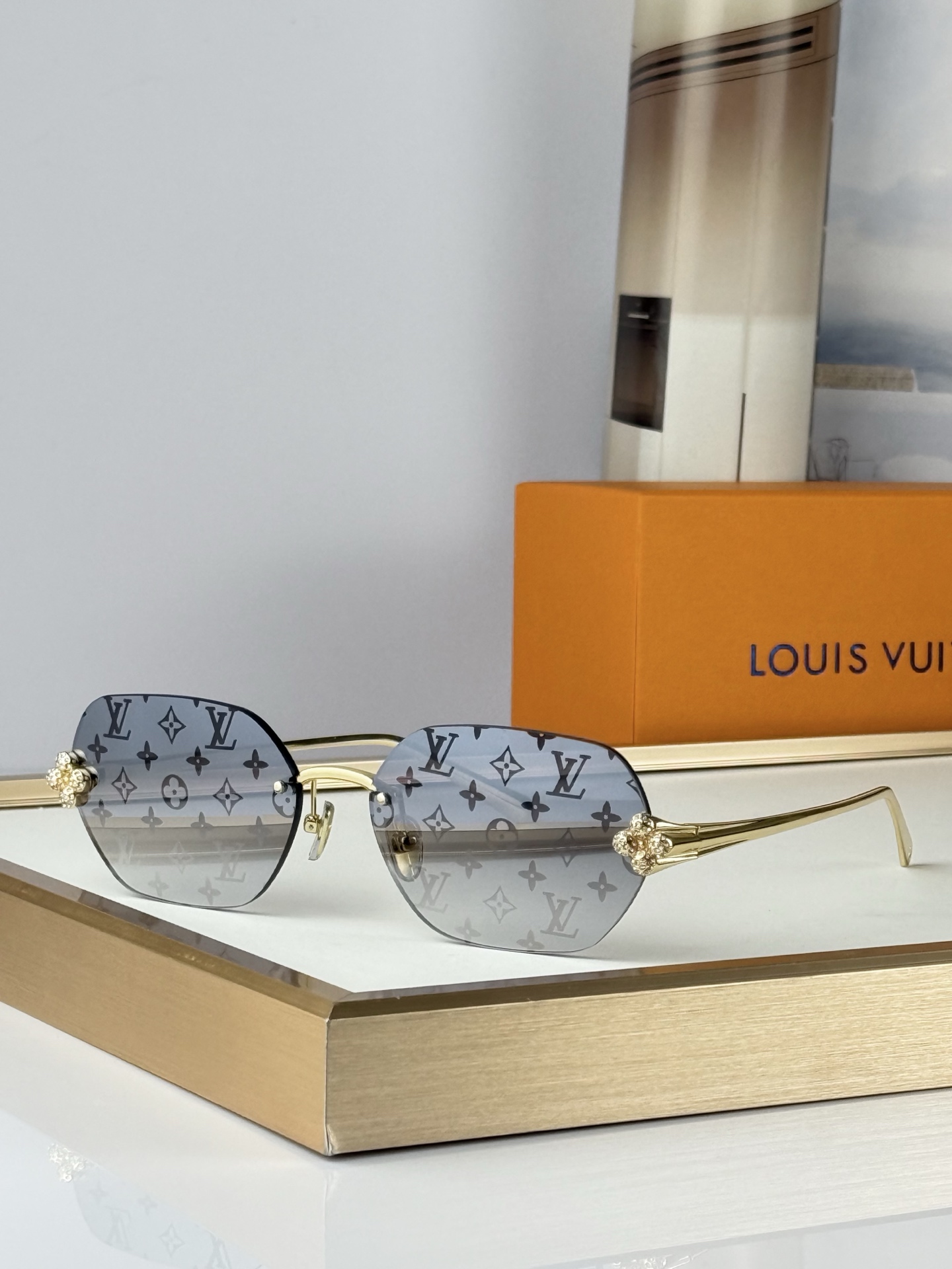Louis Vuitton Model ：Z3324Usize ：62口17-140