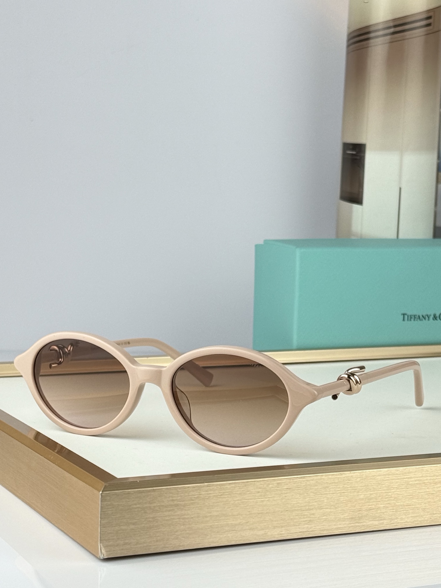 Tiffany&Co.Mod：TF2249BSize：53口19-145