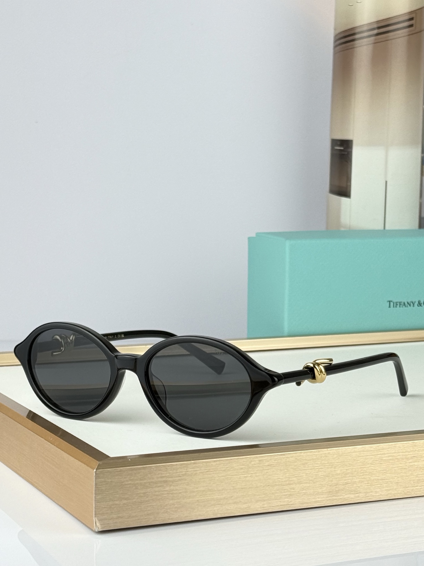 Tiffany&Co.Mod：TF2249BSize：53口19-145