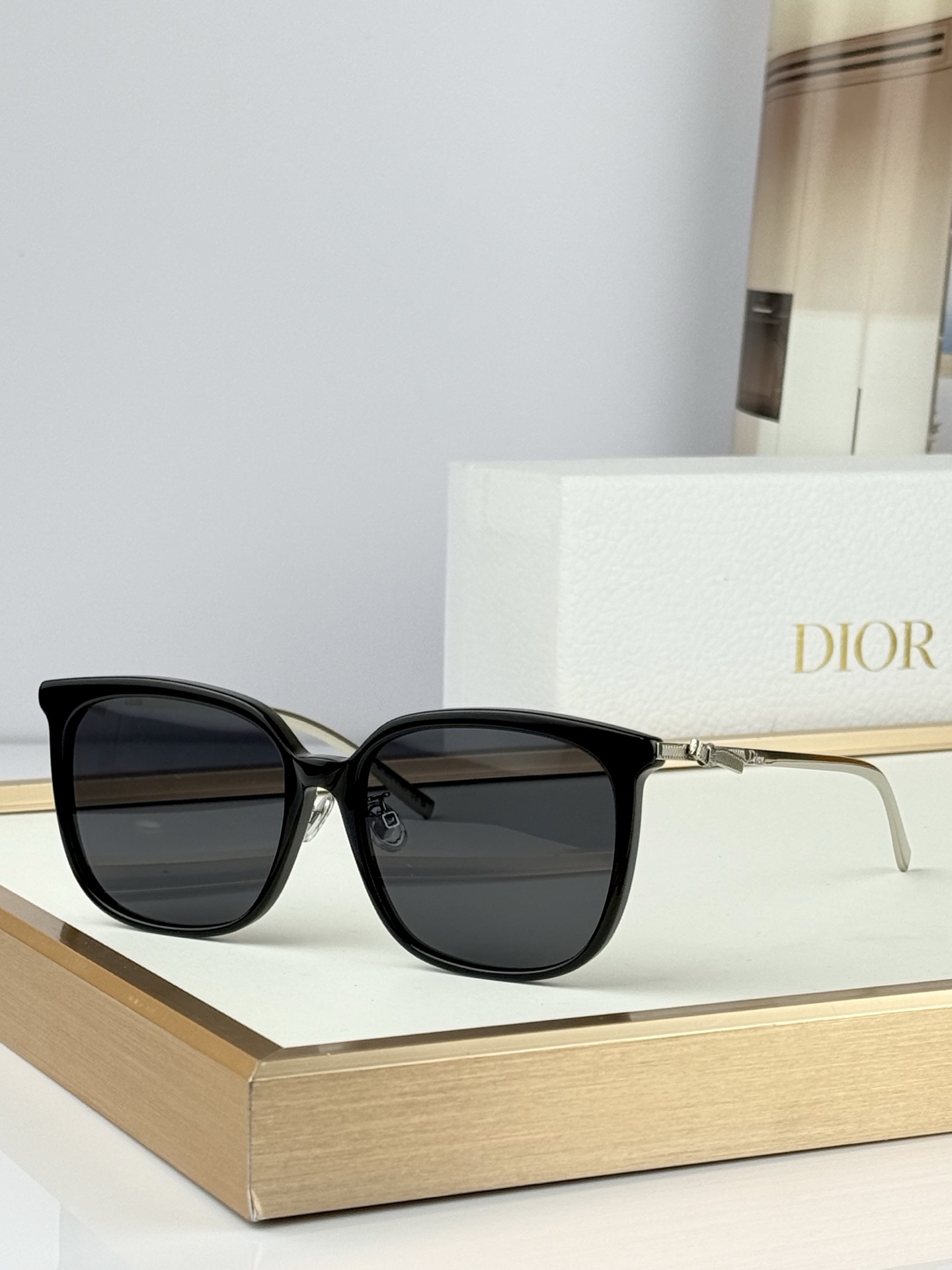 DIORMOD：Dior Bow S1FSize：57口17-145