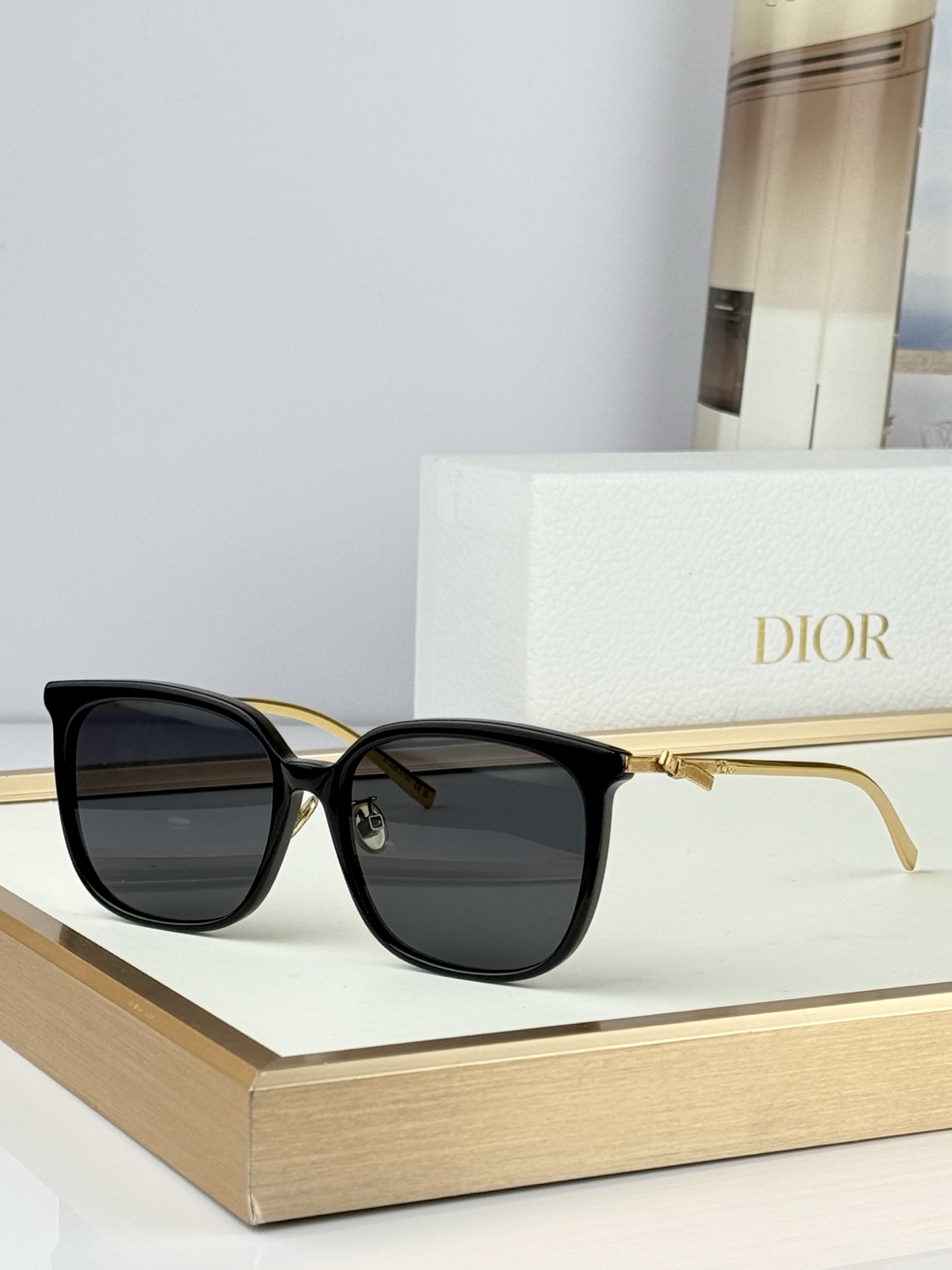 DIORMOD：Dior Bow S1FSize：57口17-145