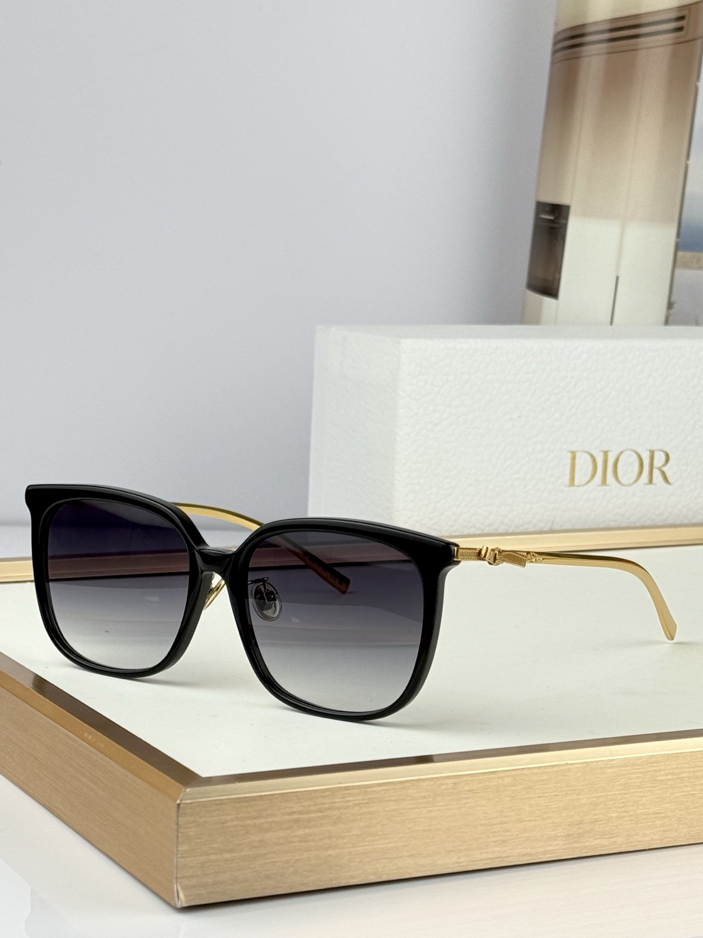 DIORMOD：Dior Bow S1FSize：57口17-145