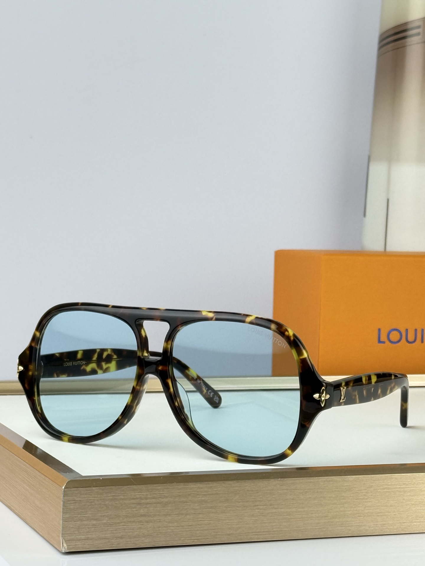 LOUIS VUITTONMOD：Z3476UOversizedSize：58口14 140