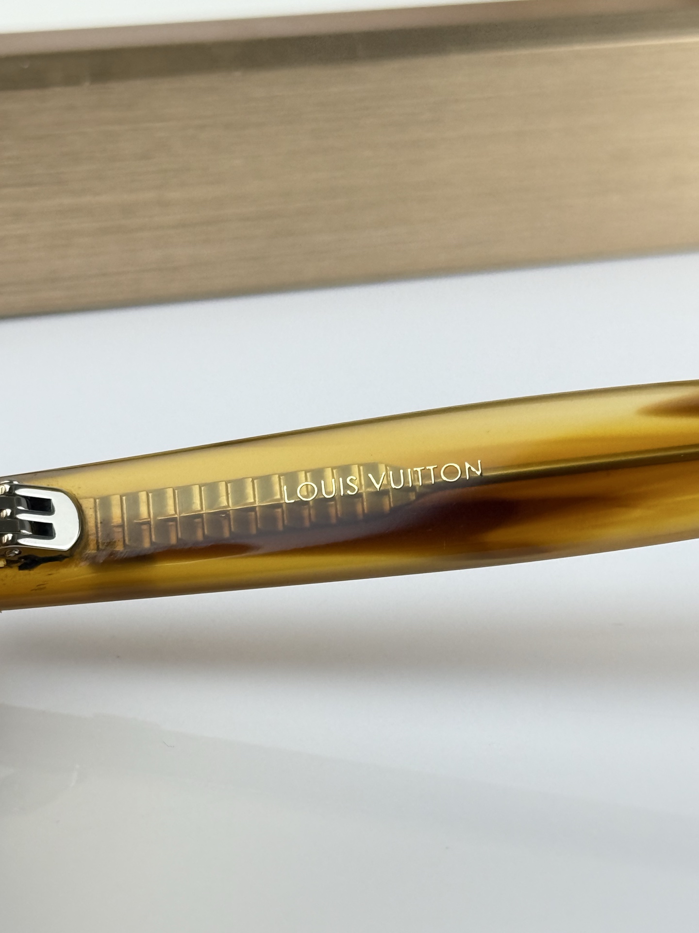 LOUIS VUITTON MOD：Z3476U Oversized Size：58口14 140 