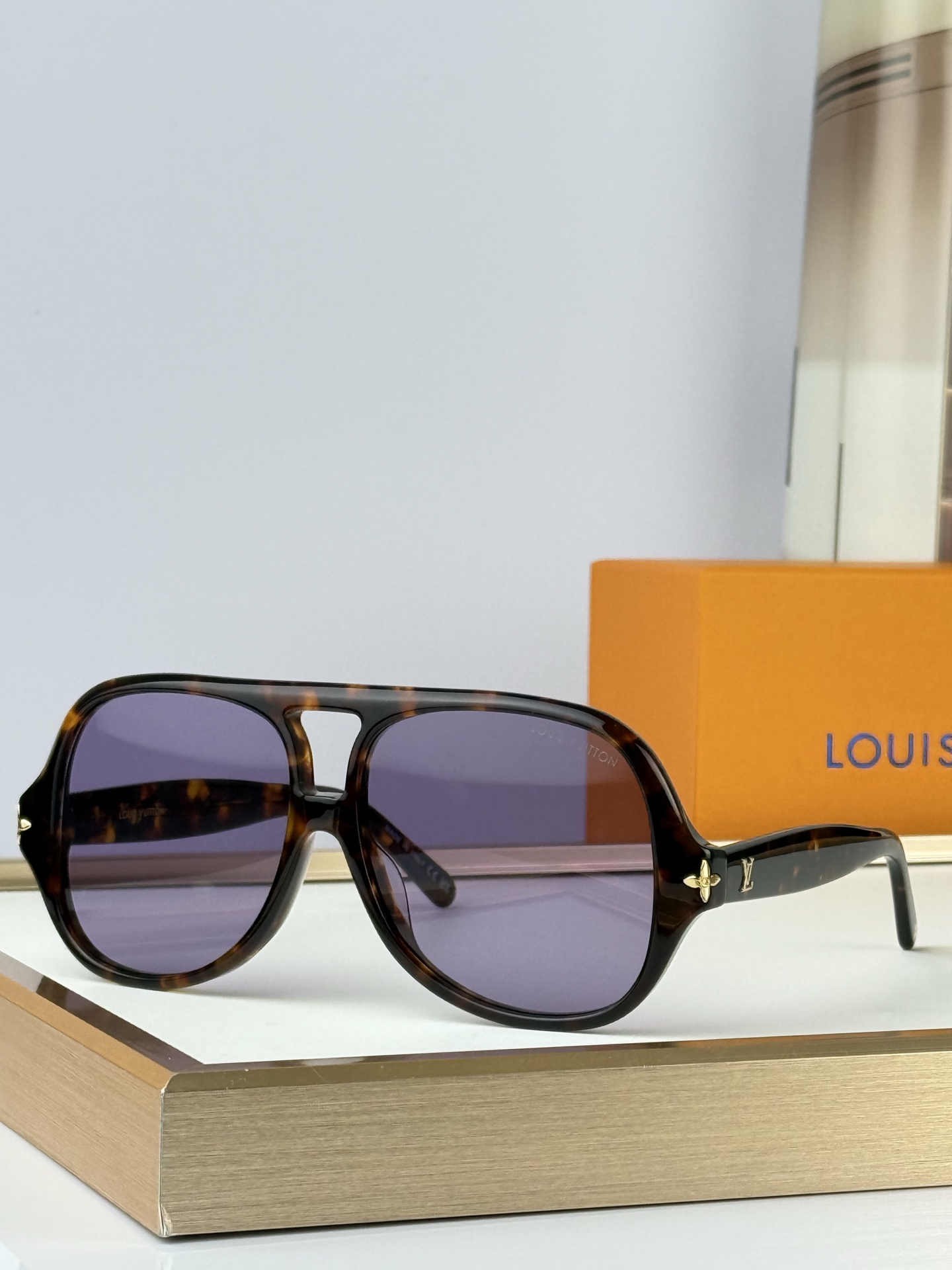 LOUIS VUITTONMOD：Z3476UOversizedSize：58口14 140