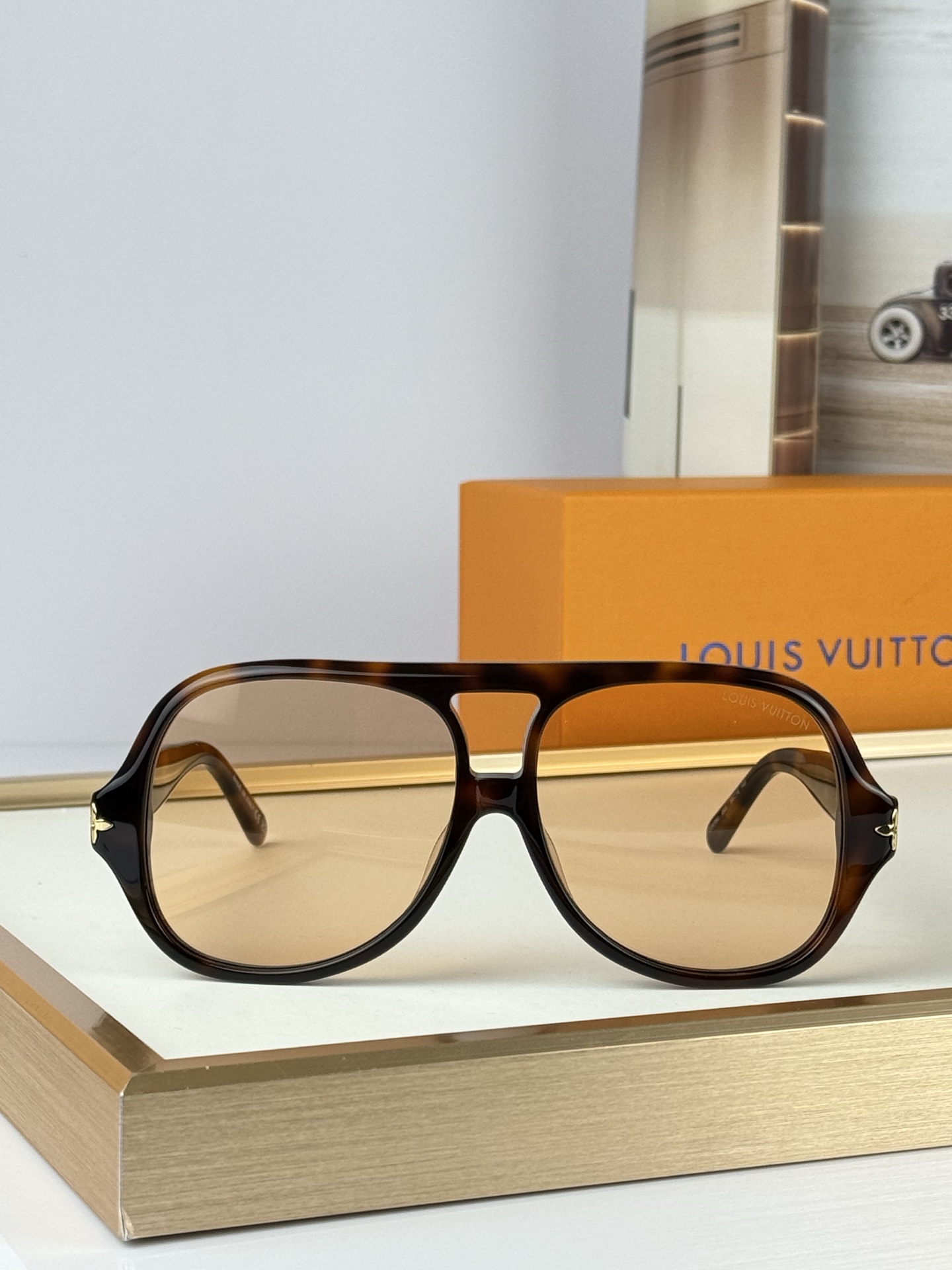 LOUIS VUITTONMOD：Z3476UOversizedSize：58口14 140