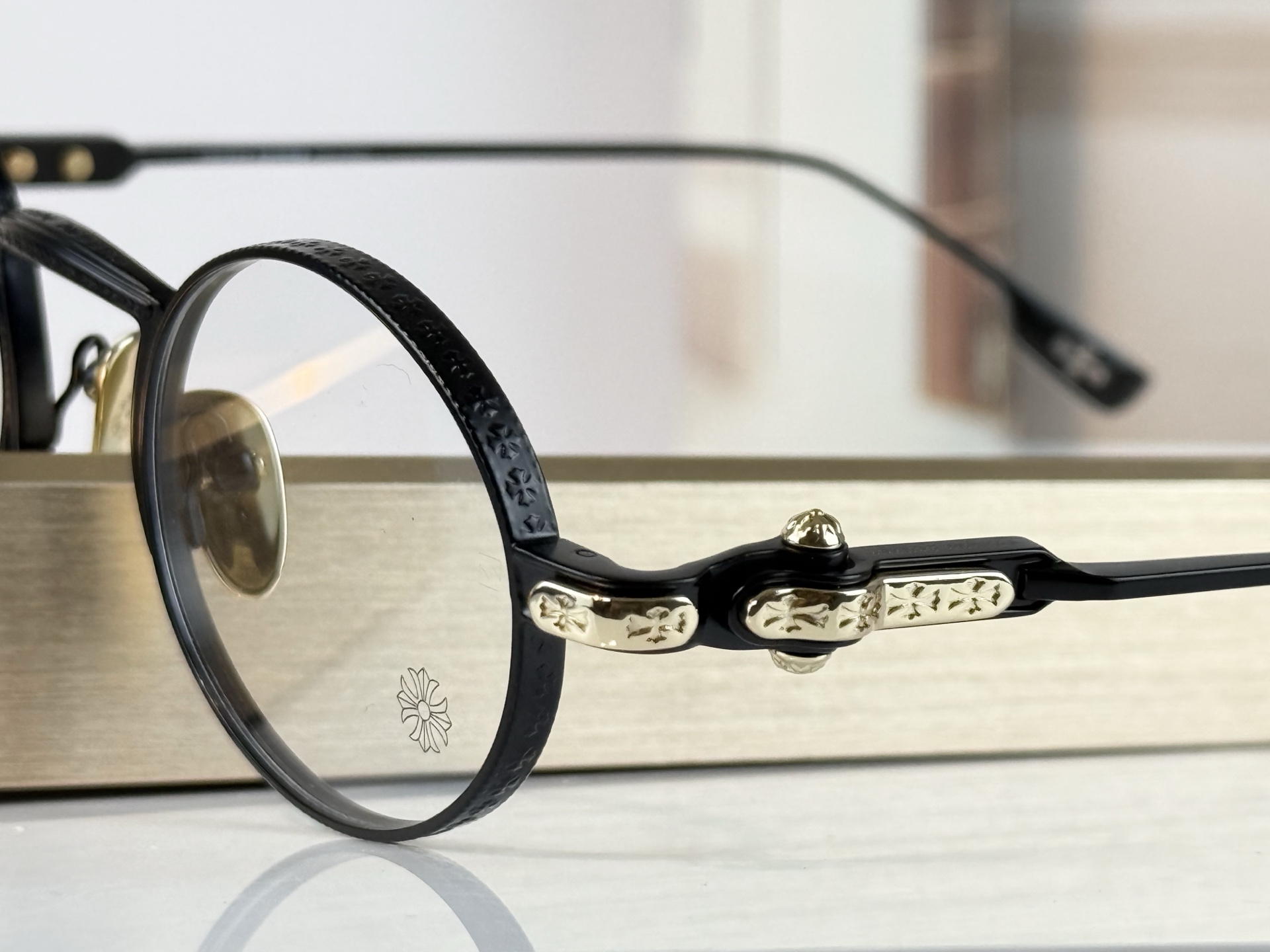 CHROME HEART*MODEL：HONEY DIPPEDSIZE：48口23-144