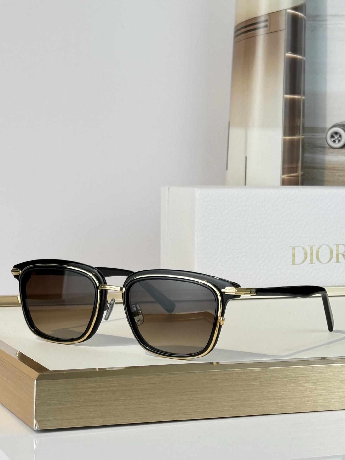 DIO*MODEL：DiorBlackSuit S18FSIZE：52口20-150
