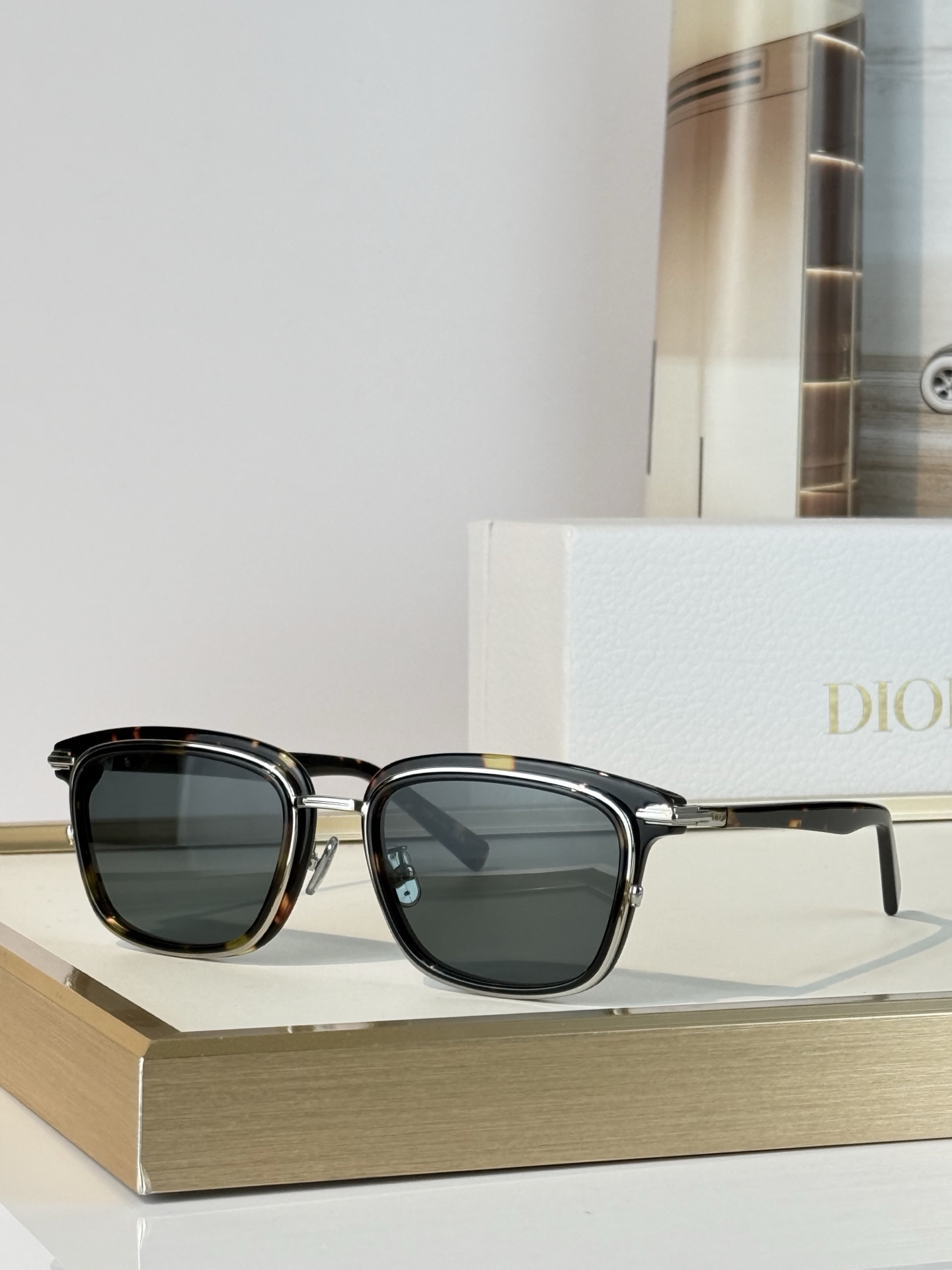 DIO*MODEL：DiorBlackSuit S18FSIZE：52口20-150